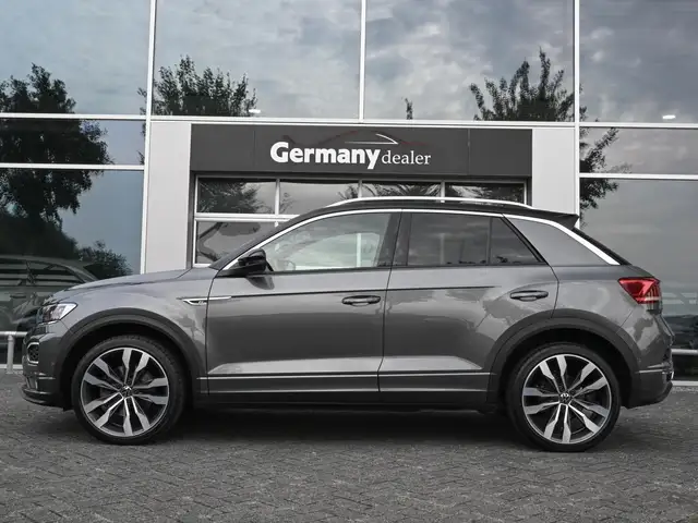 Volkswagen T-Roc view 7
