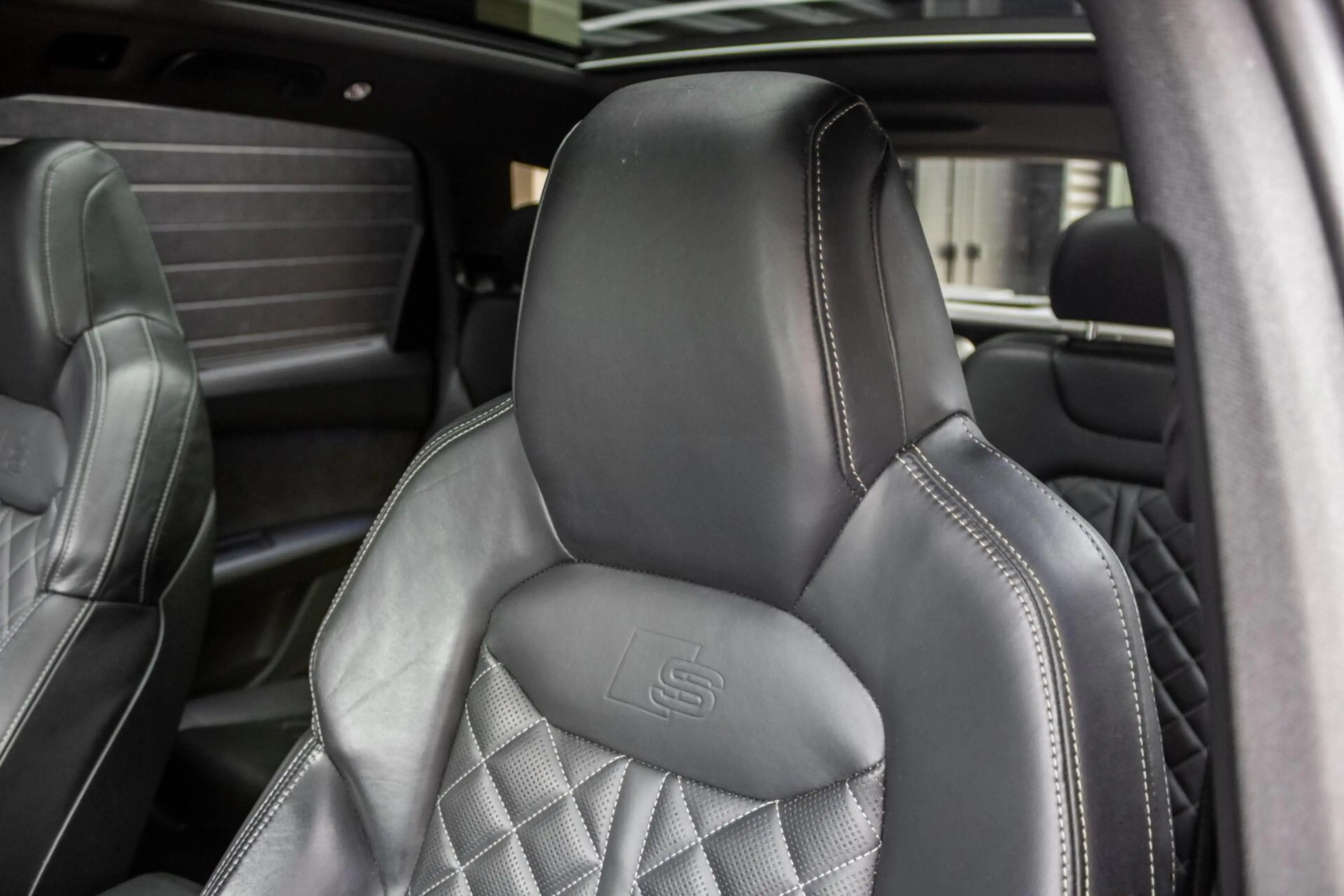 Audi SQ7 4.0 TFSI SQ7 quattro 7p — photo 41