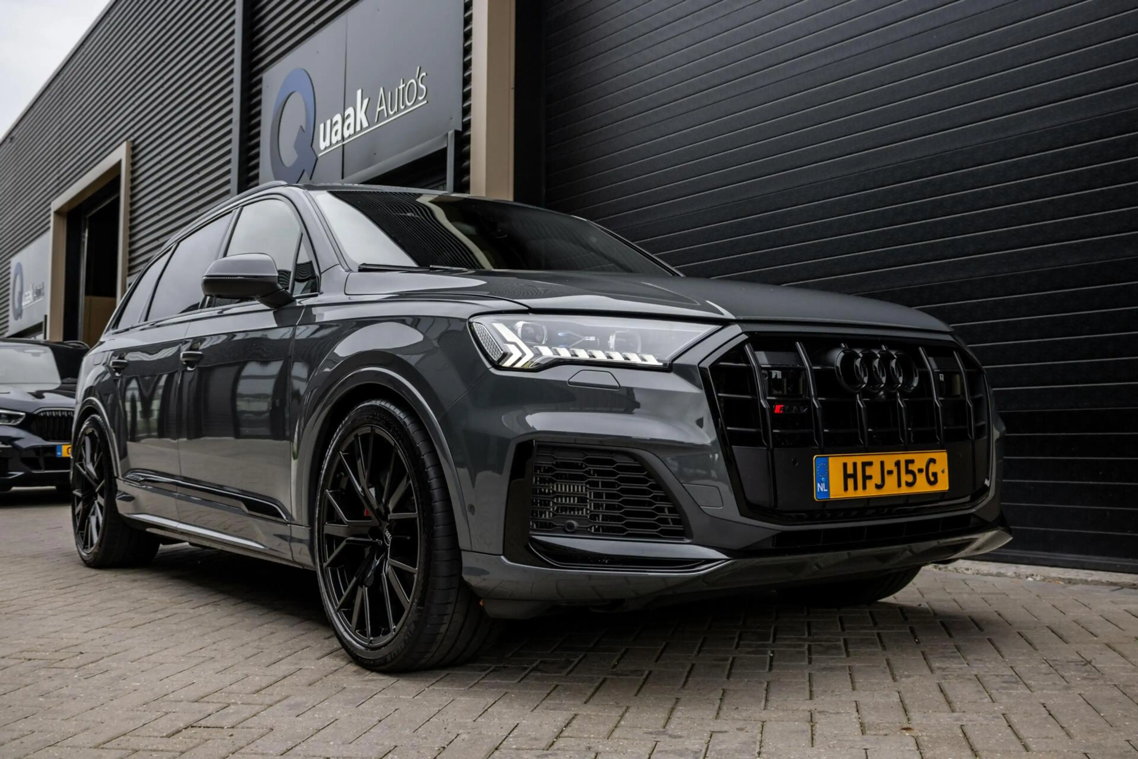 Audi SQ7 4.0 TFSI SQ7 quattro 7p — photo 8