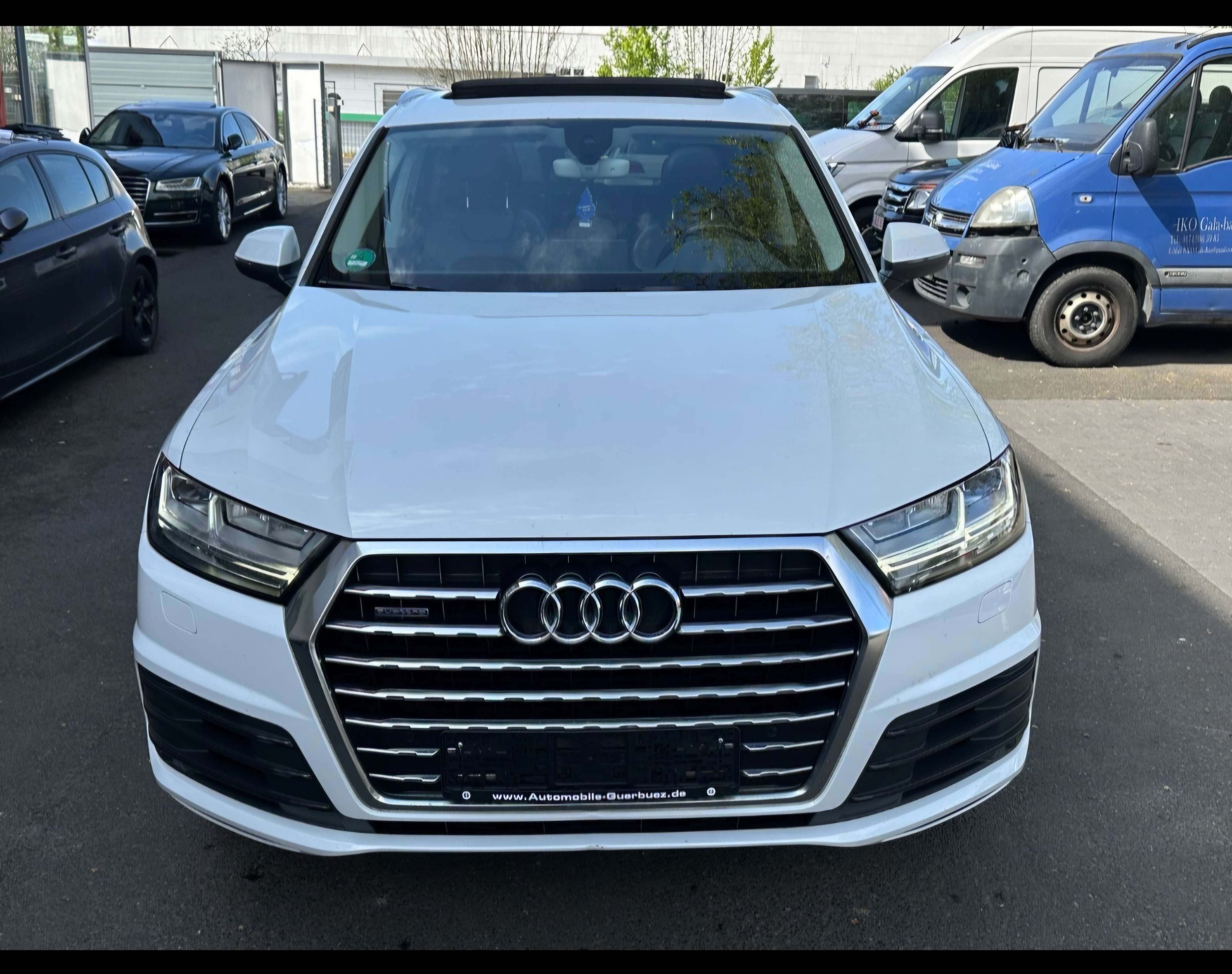 Second hand Audi Q7 3.0
