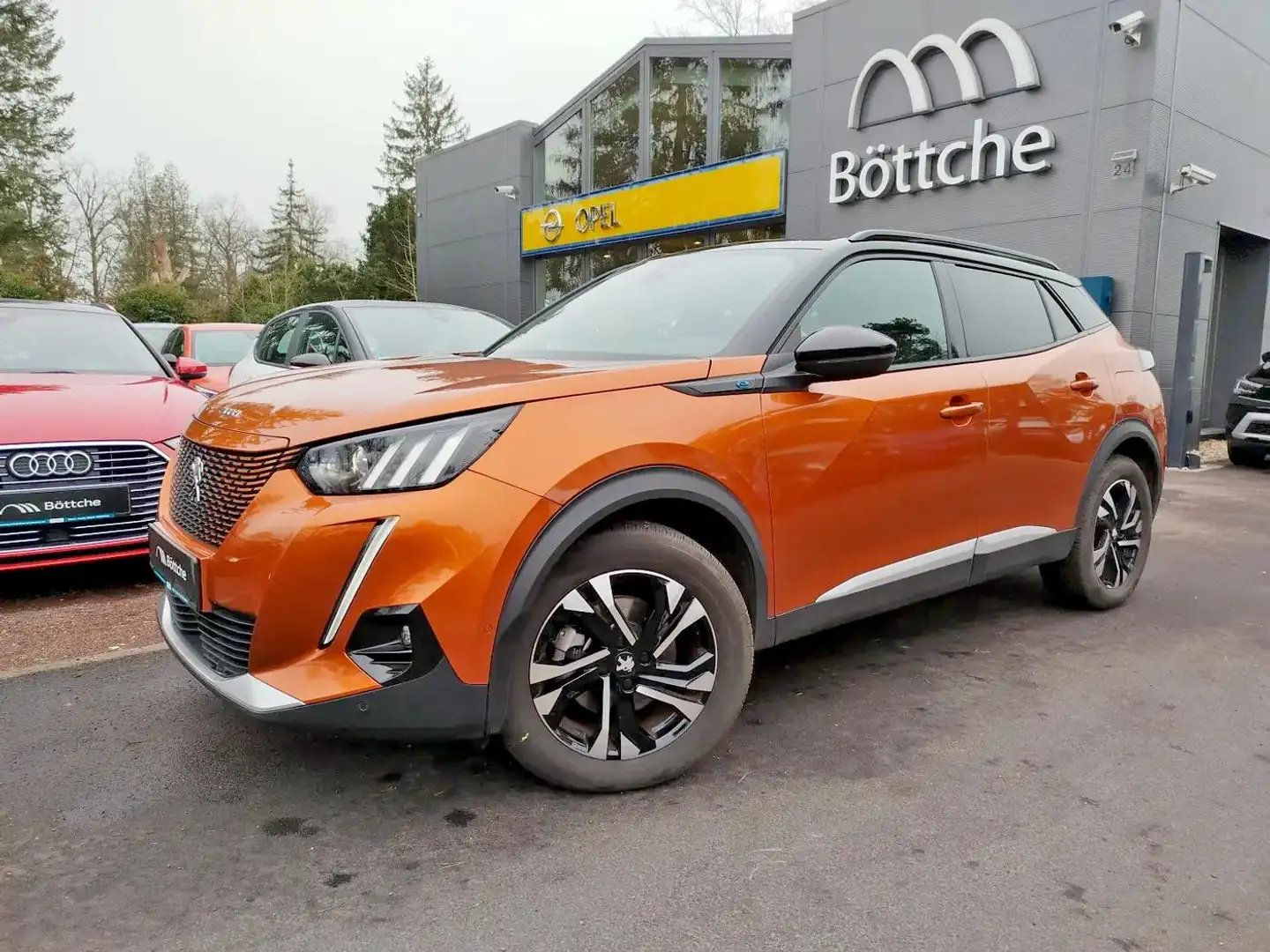 Peugeot 2008 e- GT LED/Navi/Panoramadach/180°Kamera/Allwetter Orange - 2