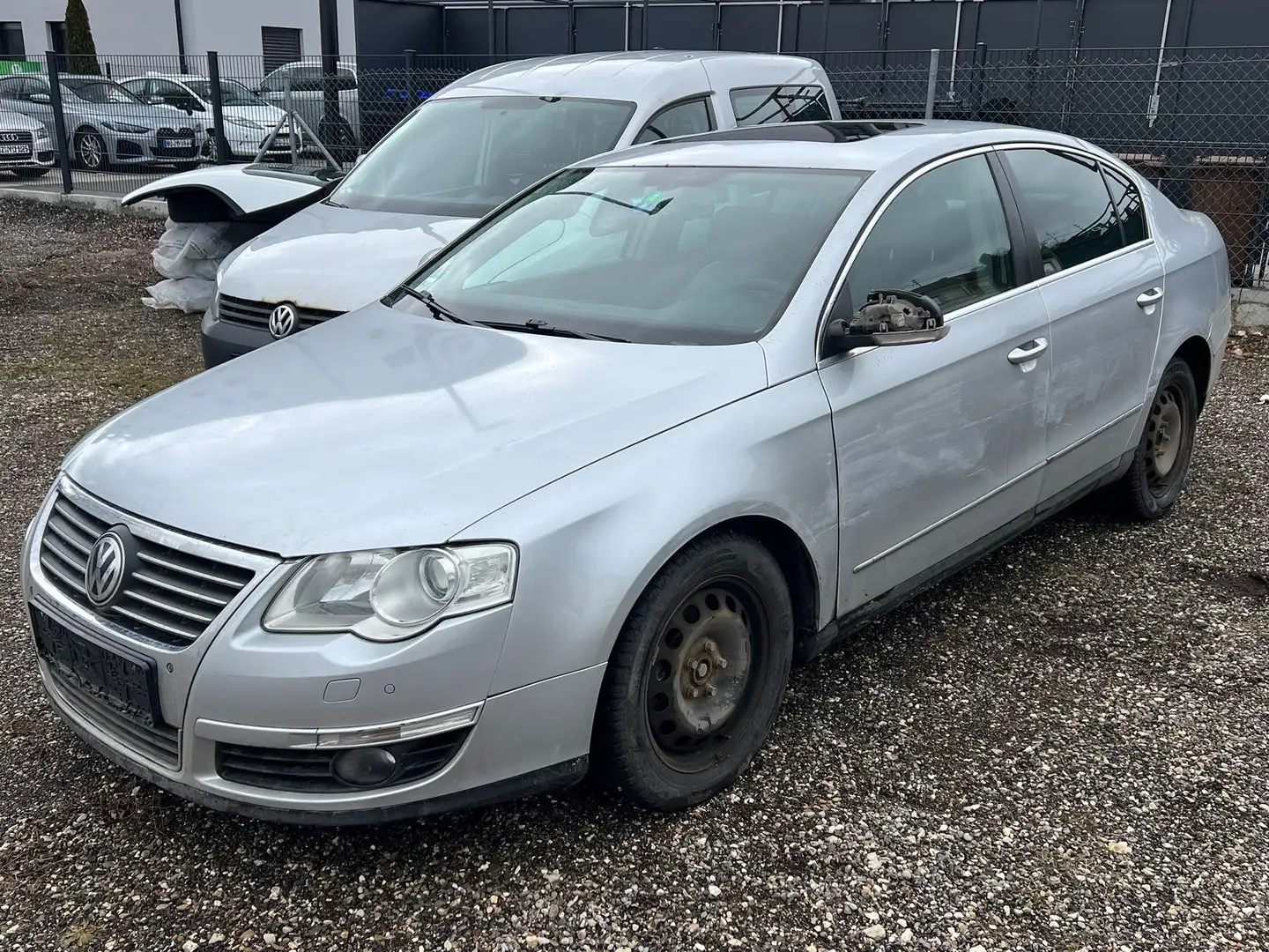 Volkswagen Passat 2.0 FSI Highline | Leder, Navi, Klimaautomatik Silber - 1