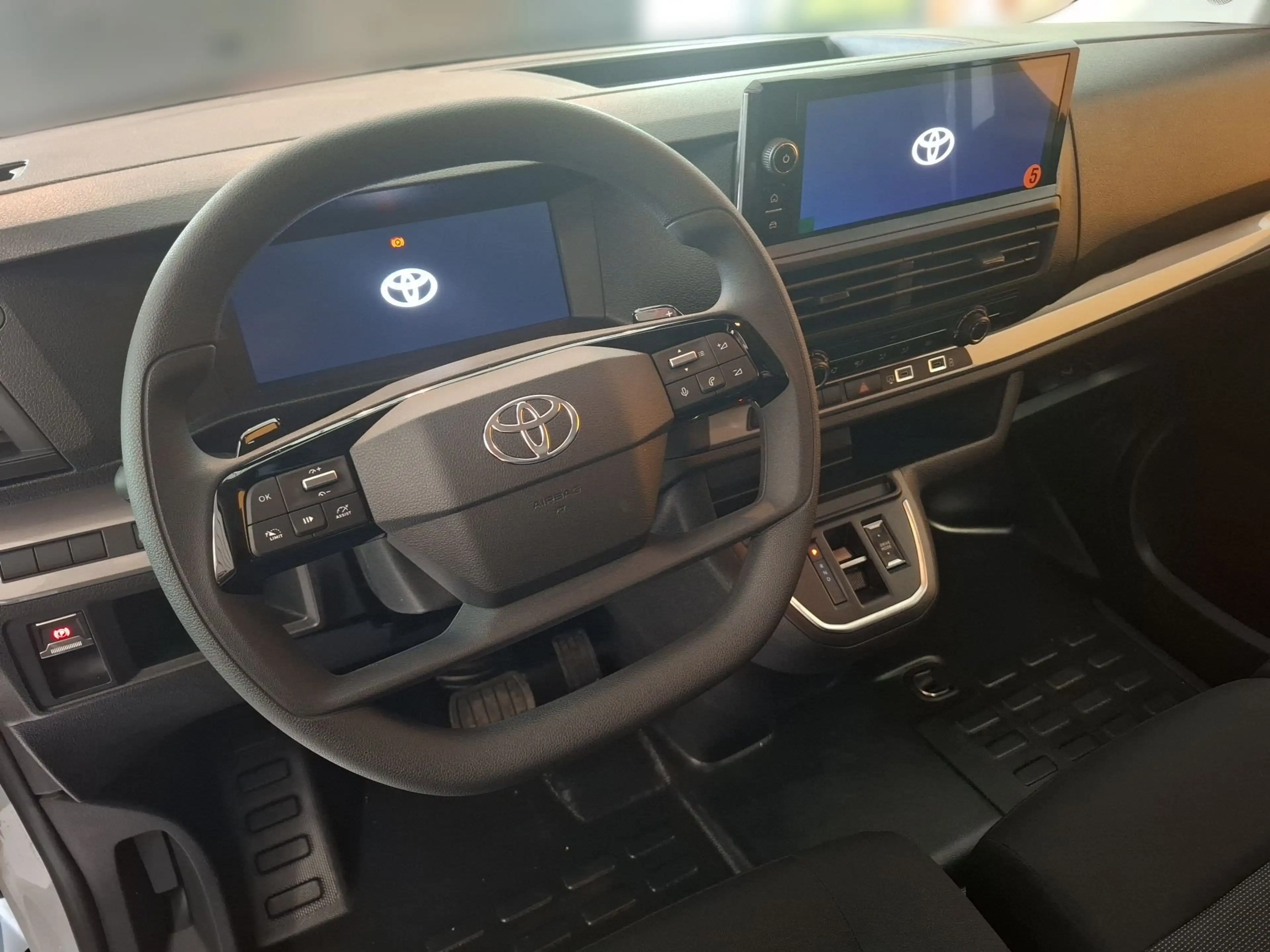 Toyota Proace Kasten L2 (75kWh) Kasten Electric Meister — photo 9