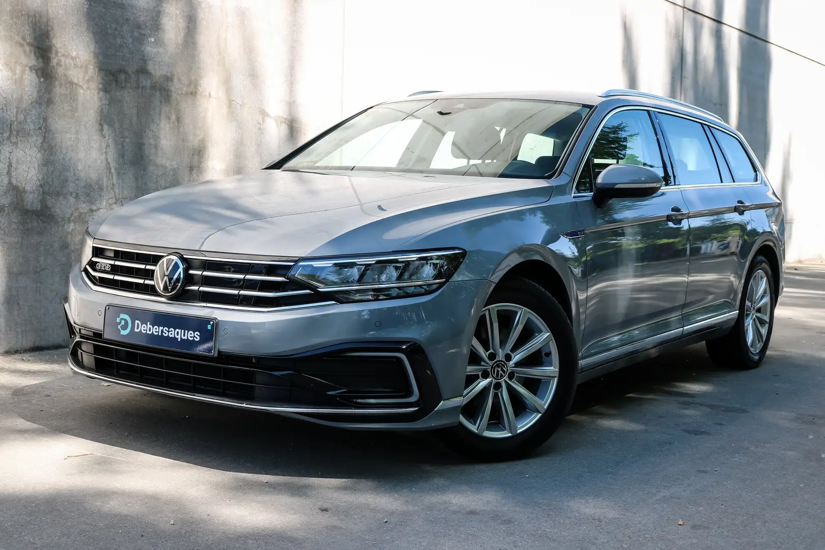 Volkswagen Passat Variant GTE / PLUG IN HYBRID / DSG / PSENS + CAM / TREKHA Gris - 2