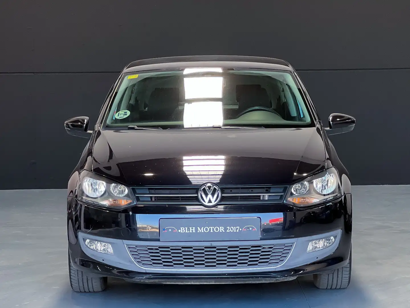 Volkswagen Polo 1.6TDI Sport 90 DSG Schwarz - 2