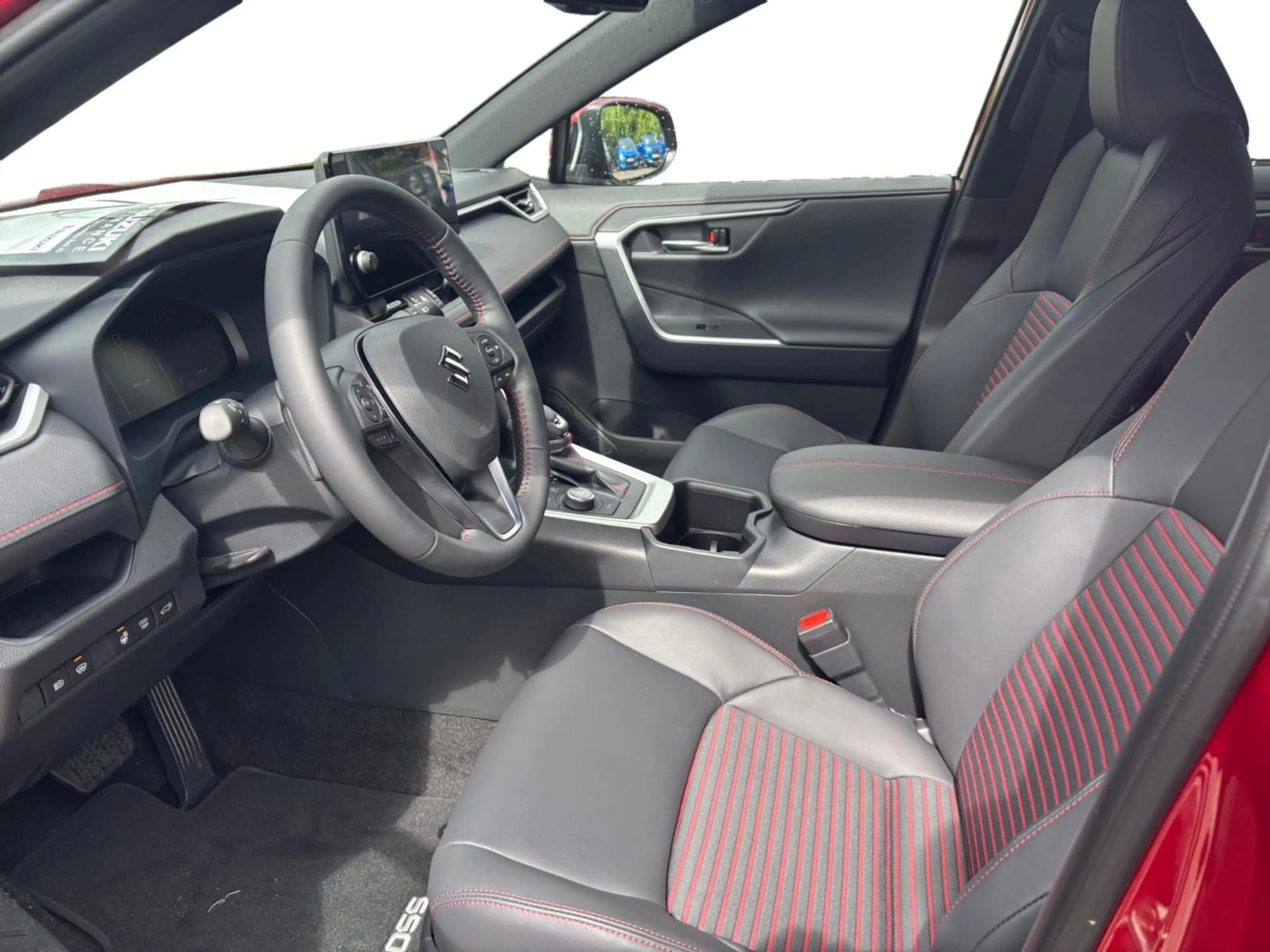 Suzuki Across Plug-in Hybrid Comfort+ 4x4 Automatik — photo 10