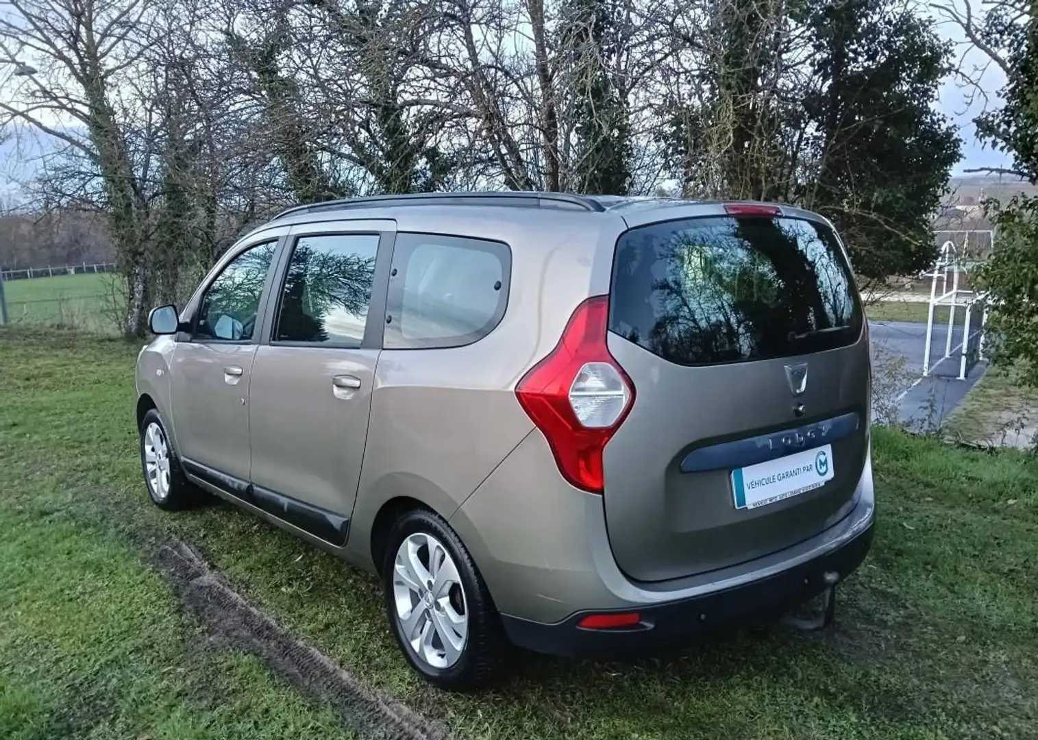 Dacia Lodgy 1.2 TCe 115 Prestige 7 places Révisé & Garantie 12 Mois 1ère Main Beige - 2