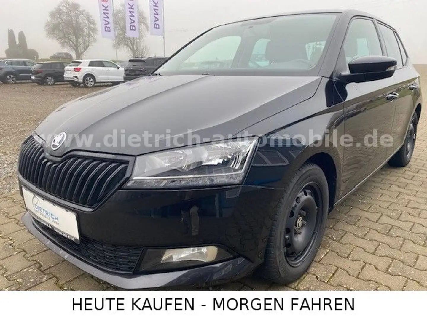 Skoda Fabia 1,0 TSi Ambition SHZ PDC NAVi 8 fach ALU Zwart - 1