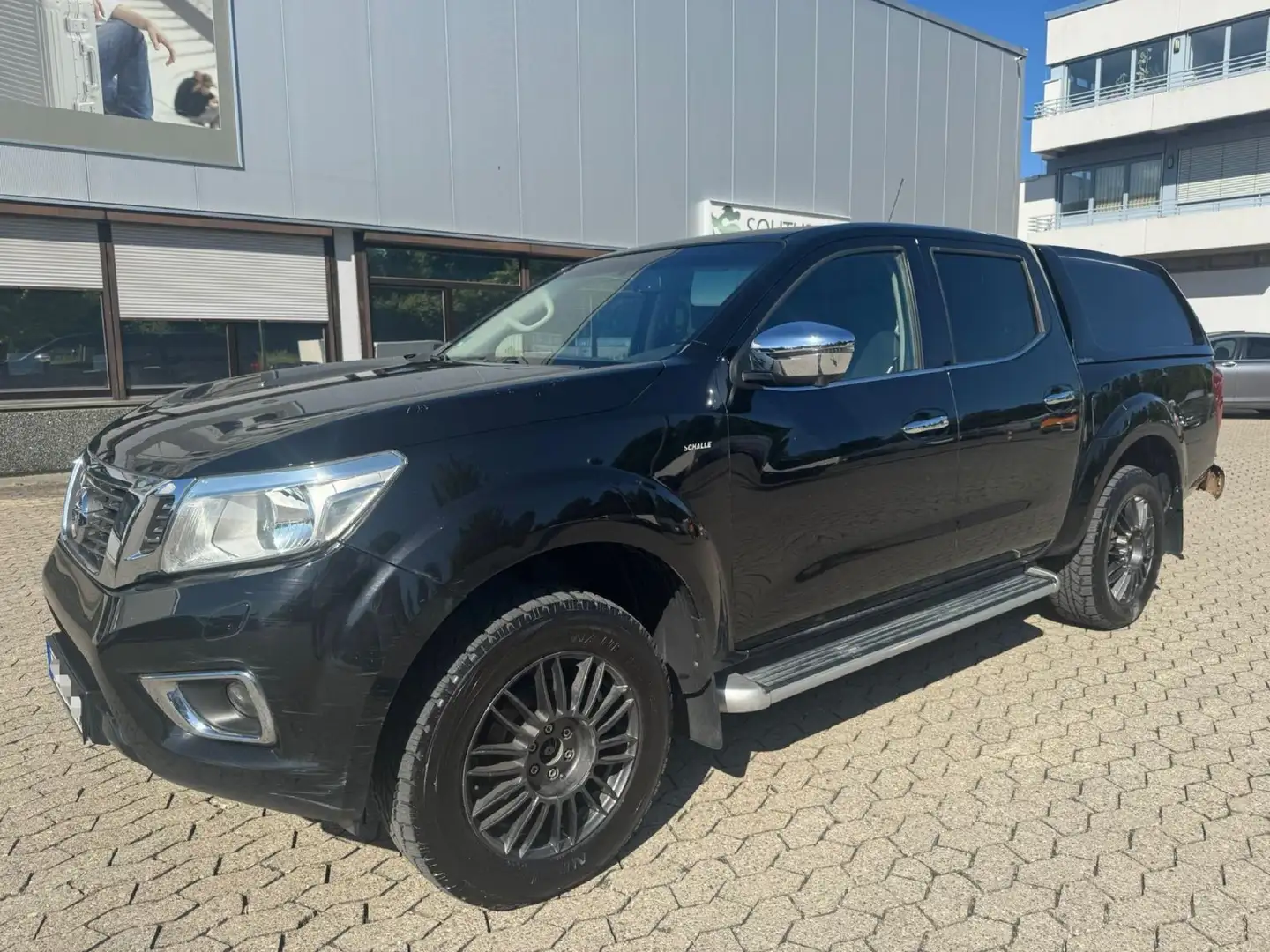 Nissan NP300 N-Connecta Double Cab 4x4 Noir - 1