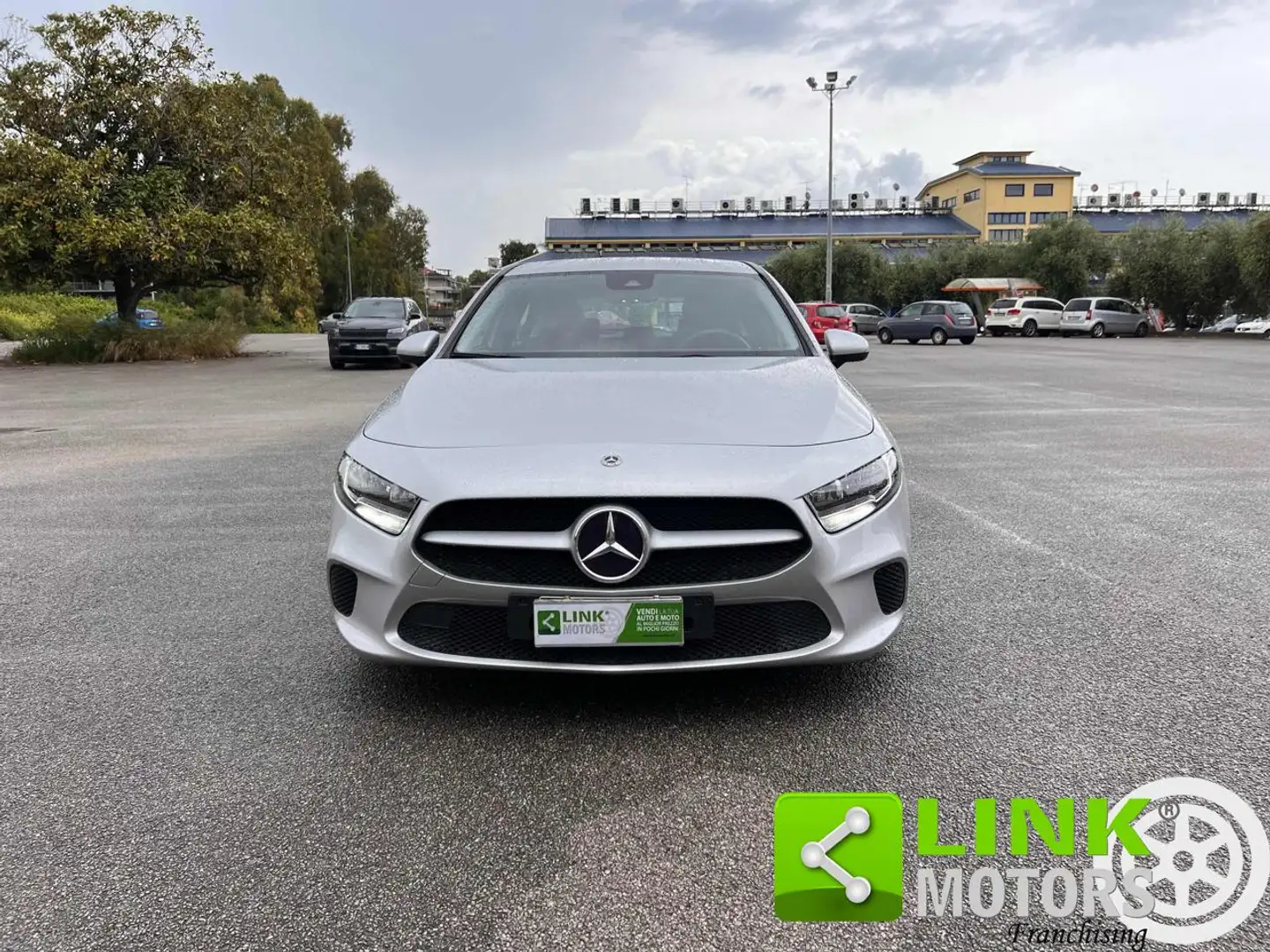Mercedes-Benz A 160 d Business Grigio - 2