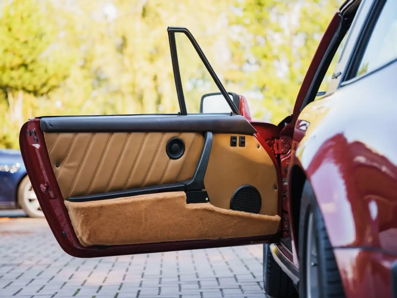 Porsche 911 3.0 SC Targa â Rot Metallic â Fully Rest, foto 5