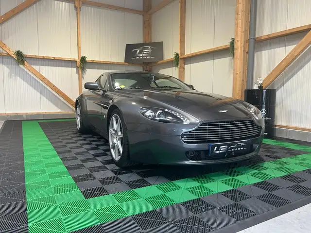 Aston Martin Vantage 4.3 385 cv Boîte auto - Vidange Ok - Suivi Aston Martin