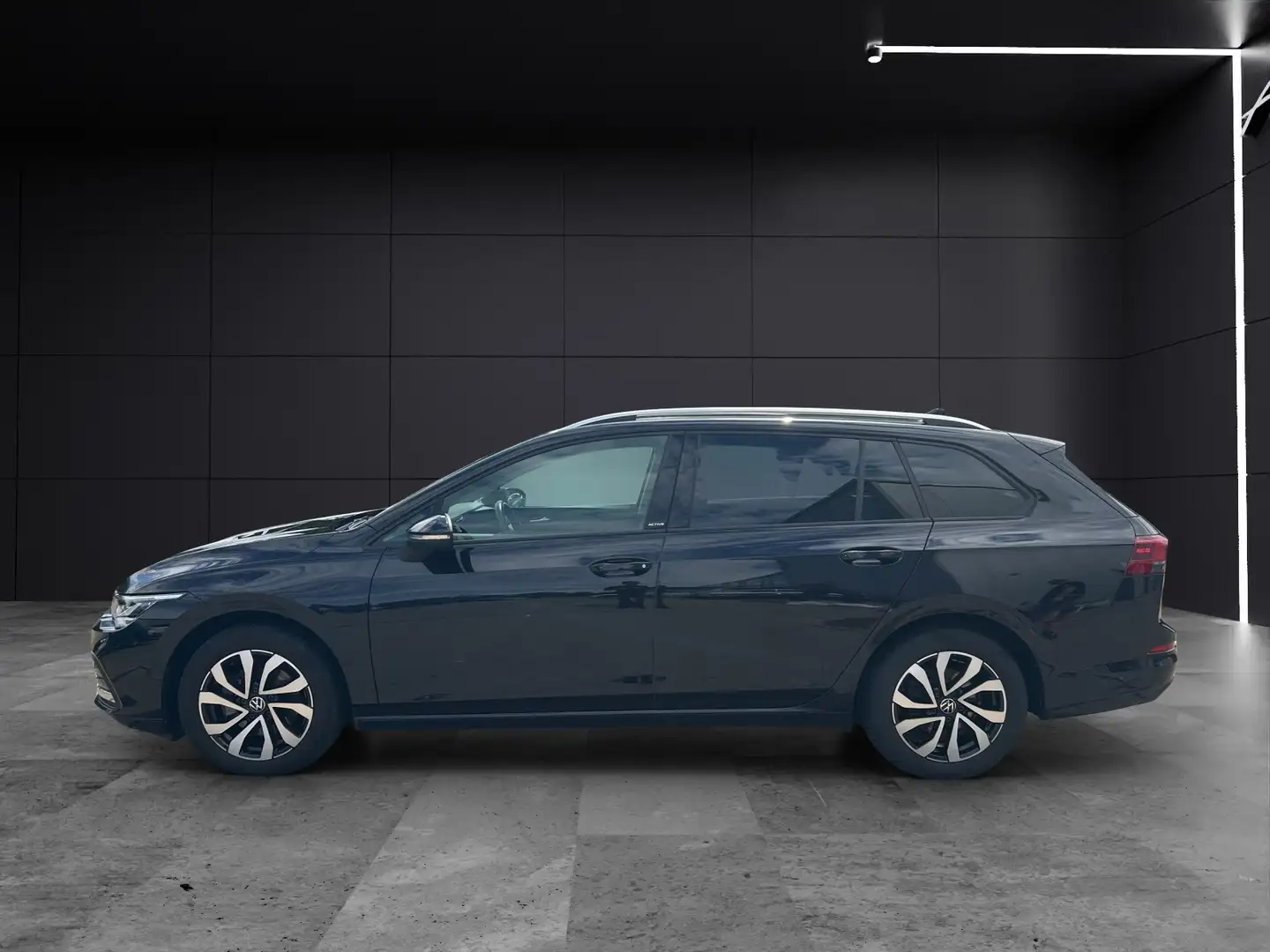 Volkswagen Golf VIII Variant Active eTSI LED Navi ACC Schwarz - 2