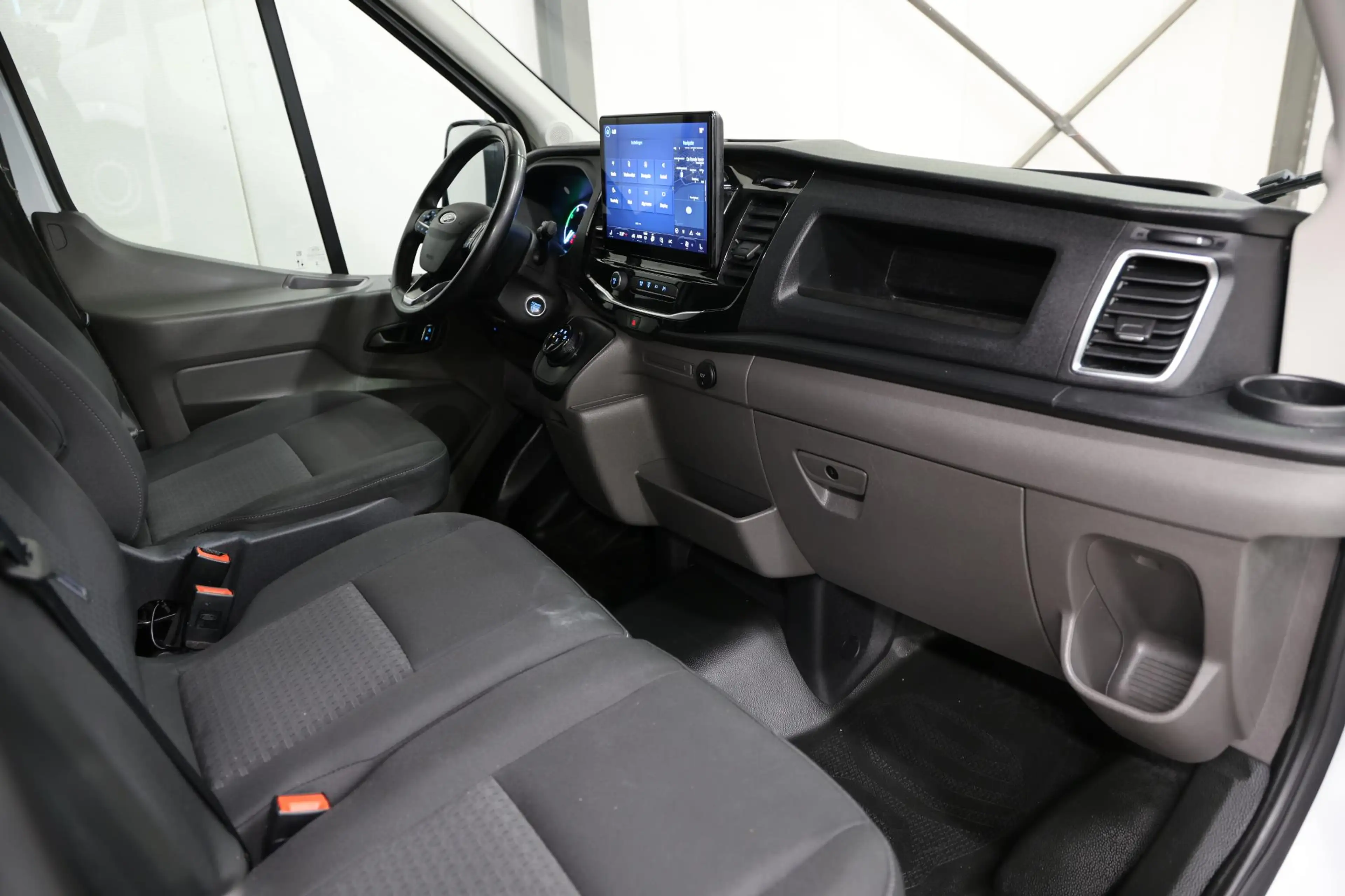 Ford E-Transit 350 L4H3 Trend 68 kWh CAMERA NAVI — photo 12
