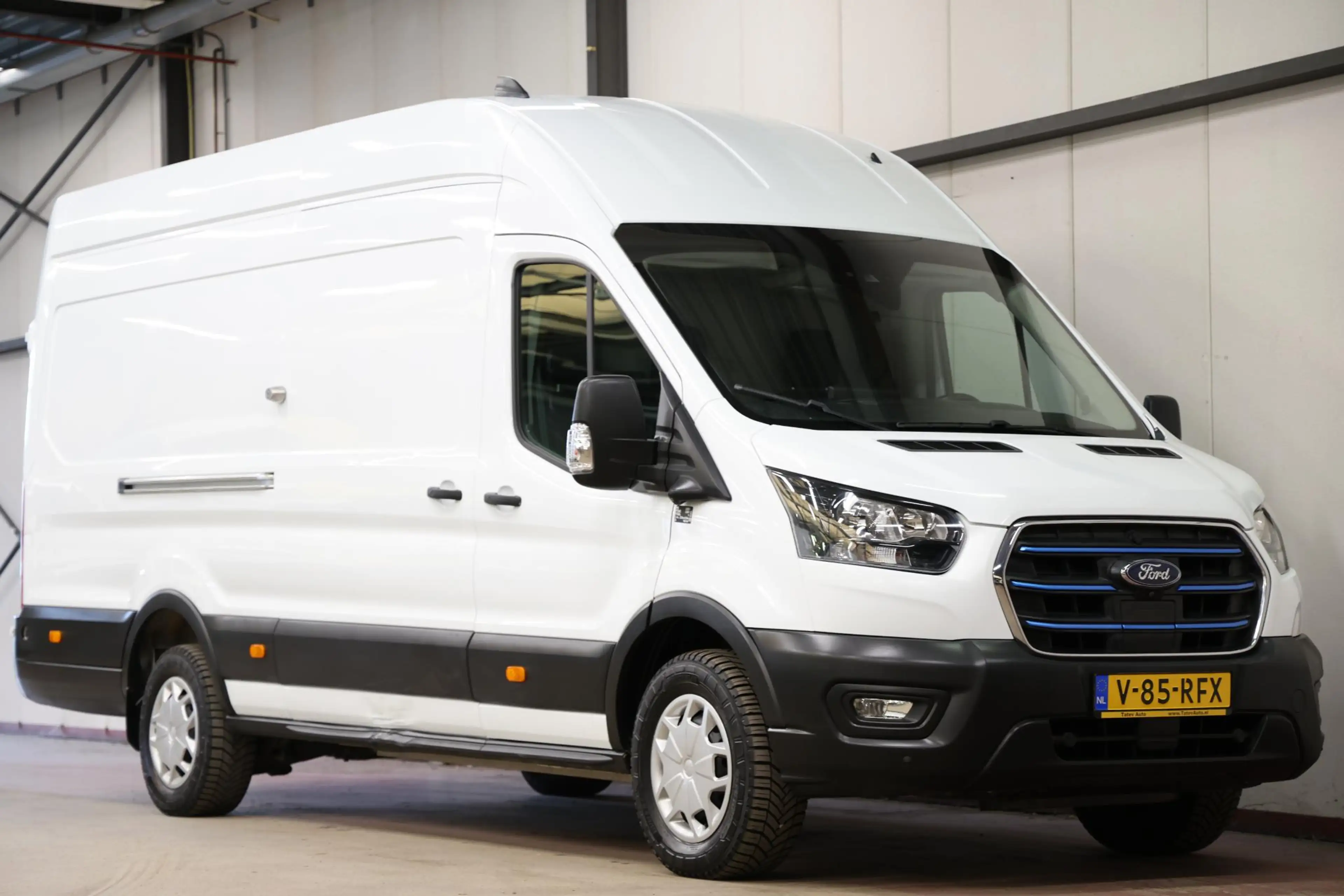 Ford E-Transit 350 L4H3 Trend 68 kWh CAMERA NAVI — photo 5