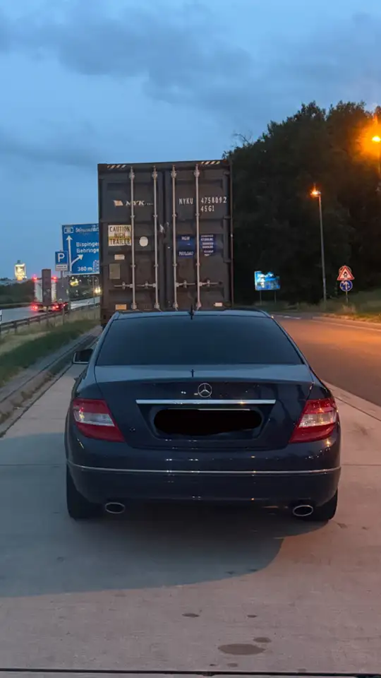 Mercedes-Benz C 320