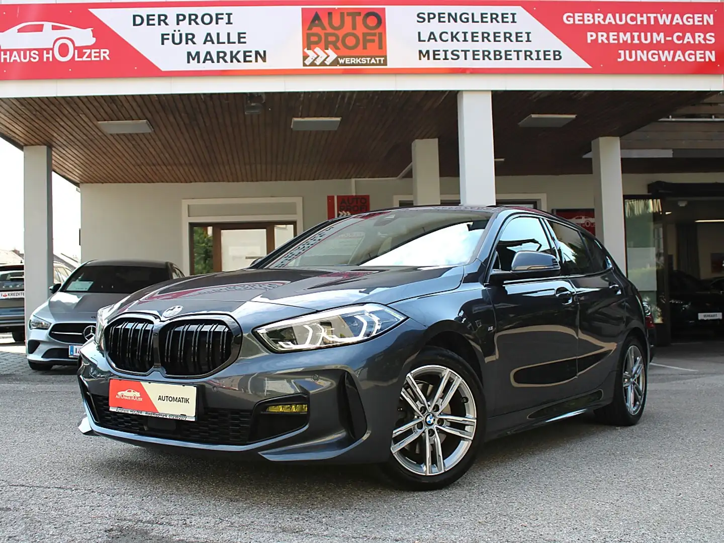 BMW 118 i Aut. M Sport *LED, HUD, ACC, HiFi-Sound* Grau - 1