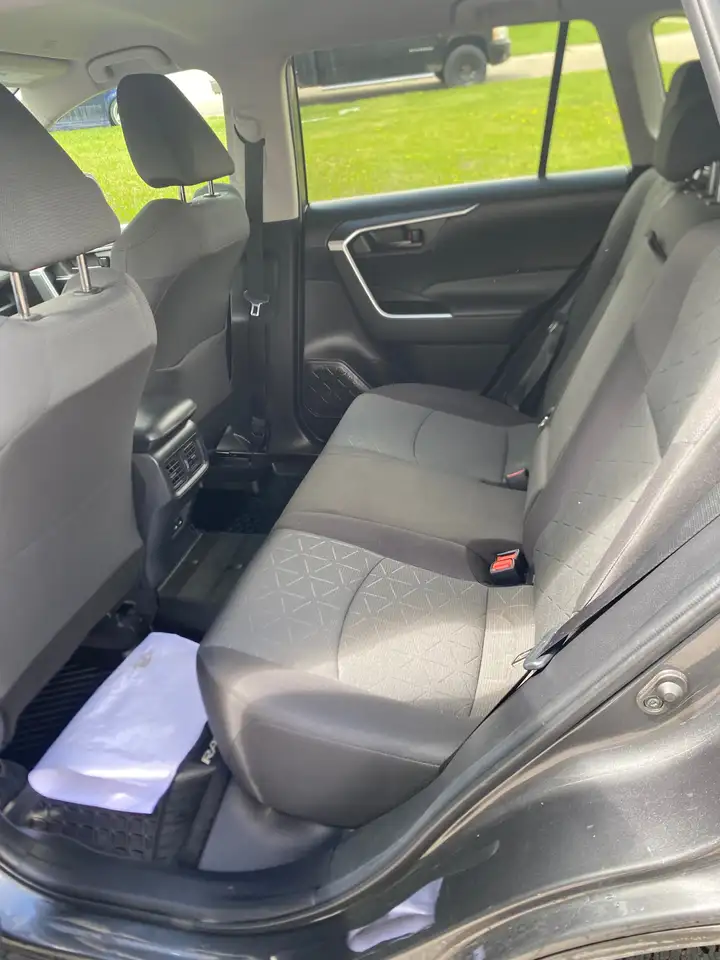 Toyota RAV 4 снимка Toyota RAV 4