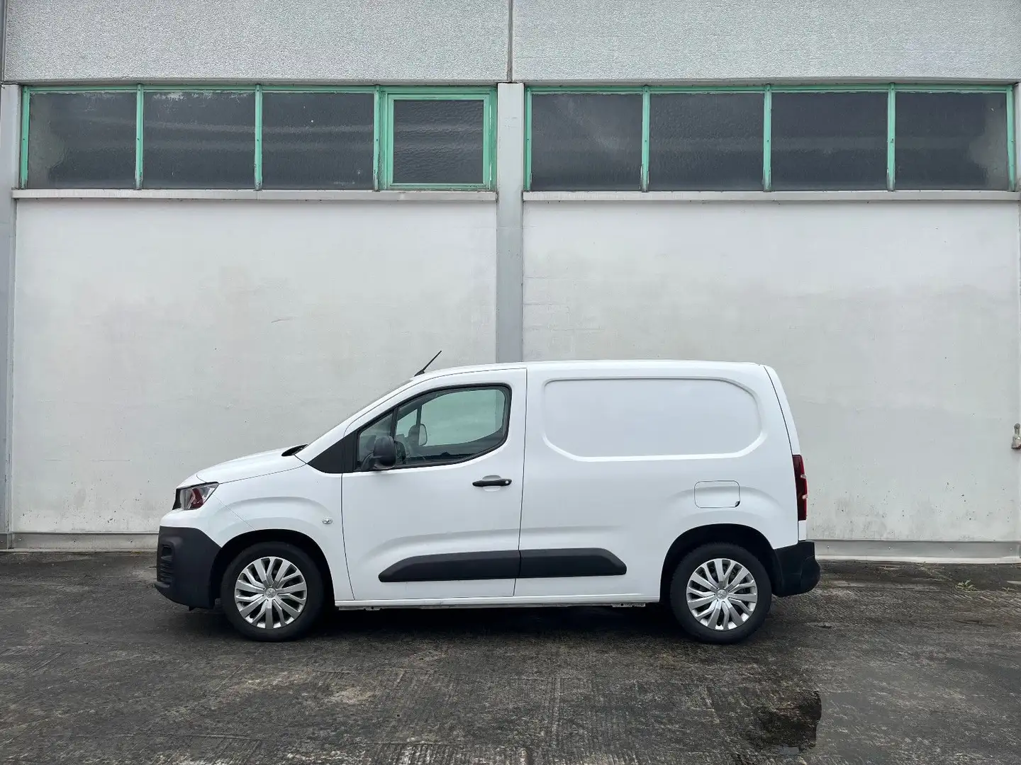 Peugeot Partner Plus L1, Tempomat, Sitzheiz.,Carplay,PDC - 2