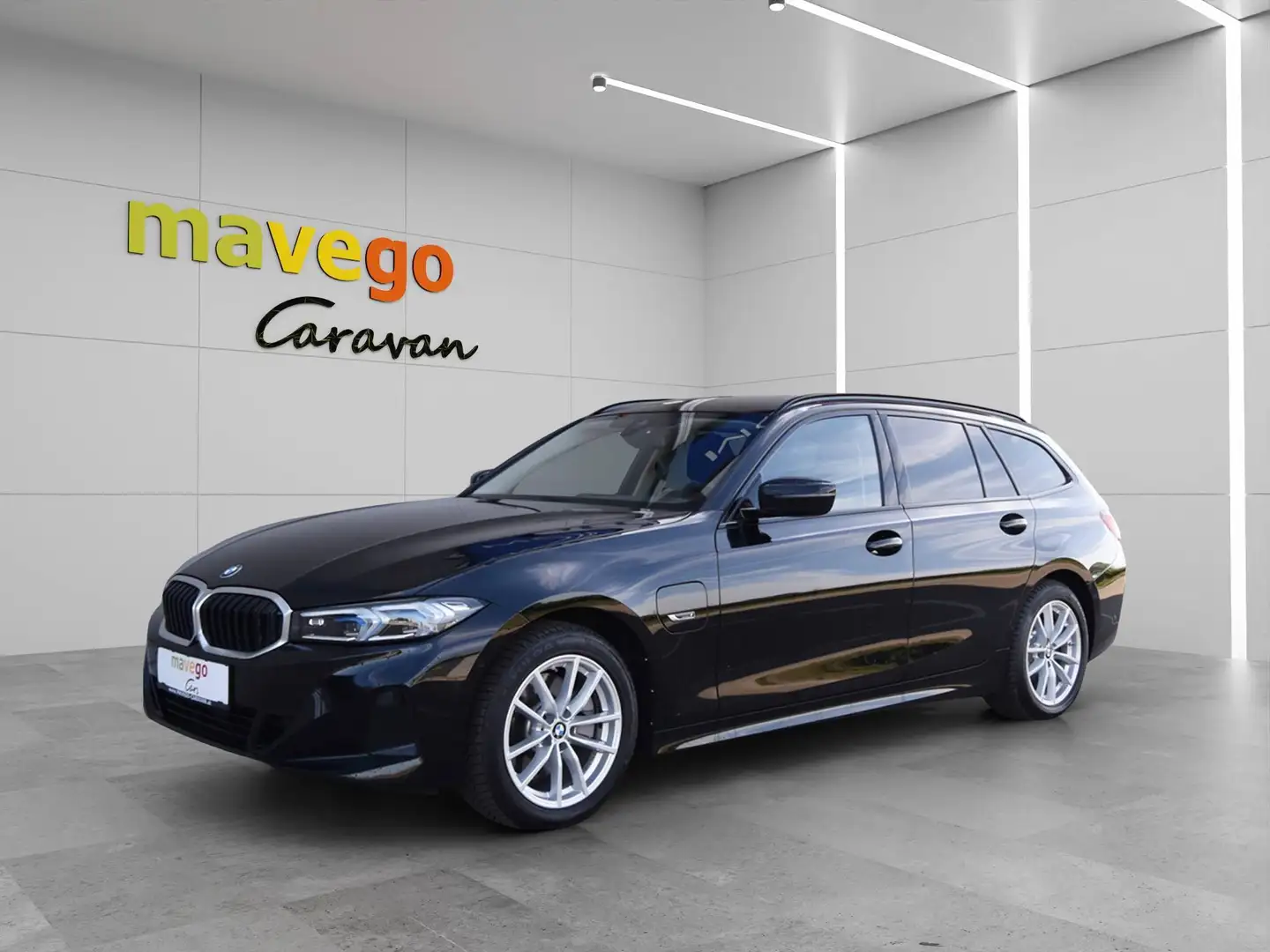 BMW 320 e PHEV Touring Aut. **LED*FACELIFT*AHK** Schwarz - 1