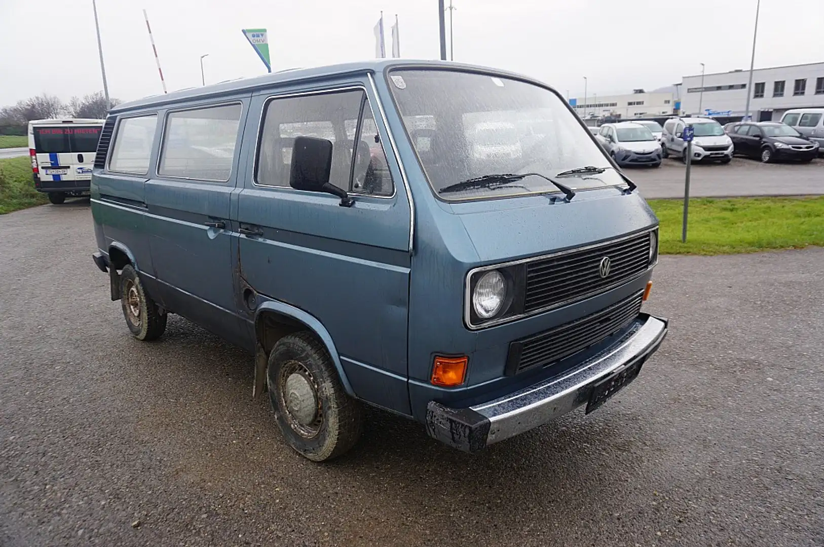 Volkswagen T3 Caravelle Blue - 2