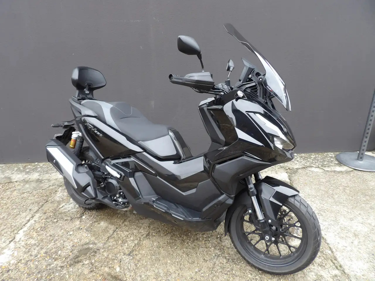 Honda ADV 350