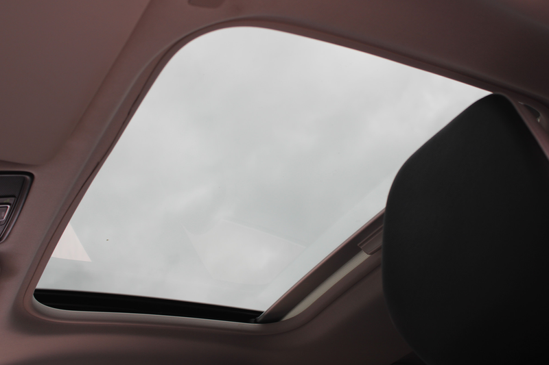 Renault Captur 1.3 TCe 140 Intens ECC PANO — photo 25