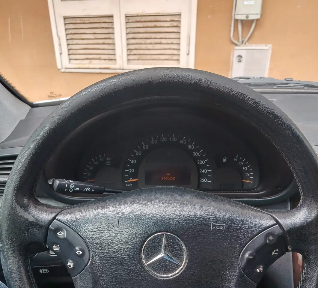 Mercedes-Benz c 220 cdi, foto 6