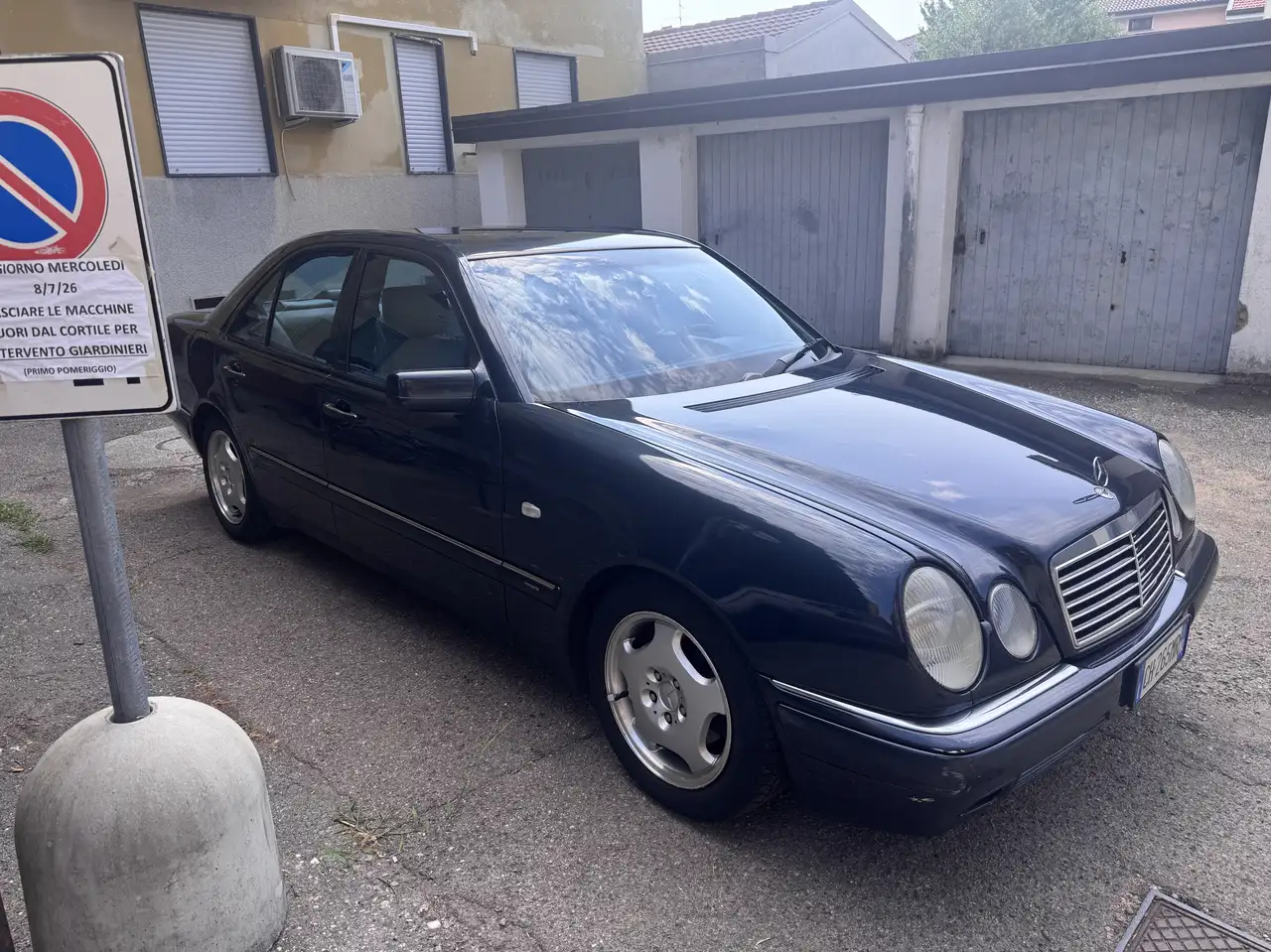 Mercedes-Benz E 200 Avantgarde, foto 6