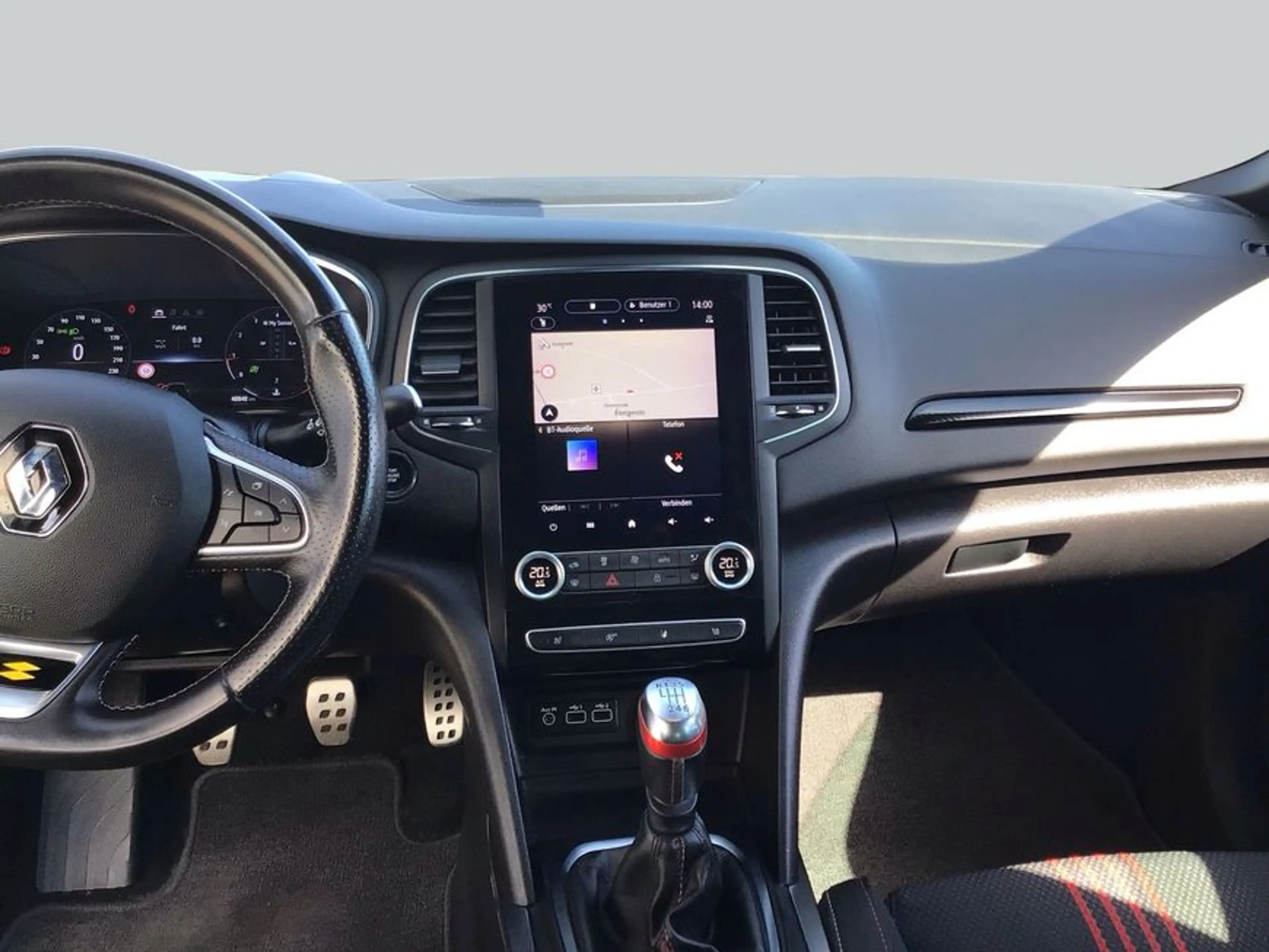Renault Megane TCe 140 GPF R.S. LINE — photo 14