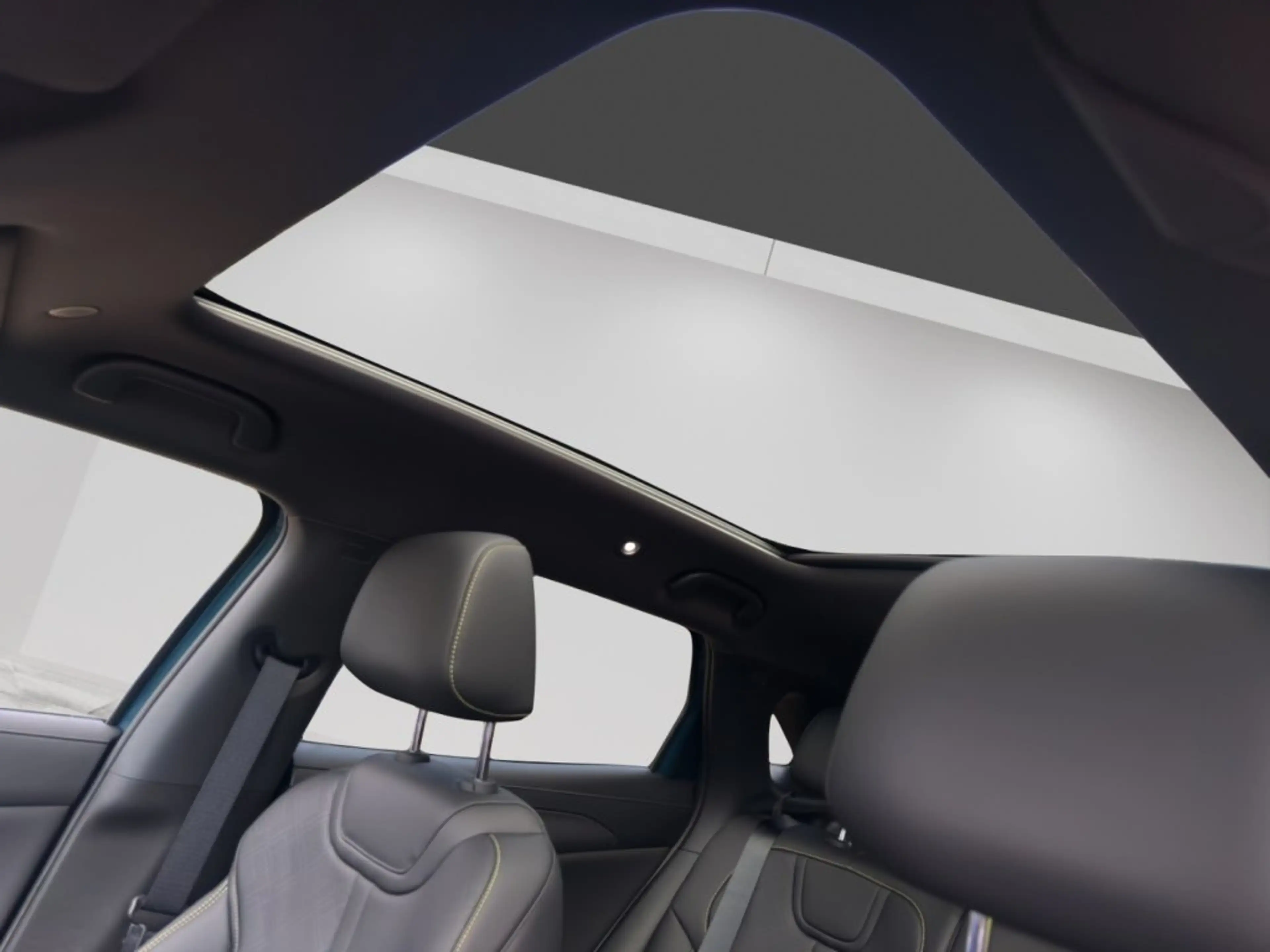 BYD Atto 2 DM-i Boost — photo 16