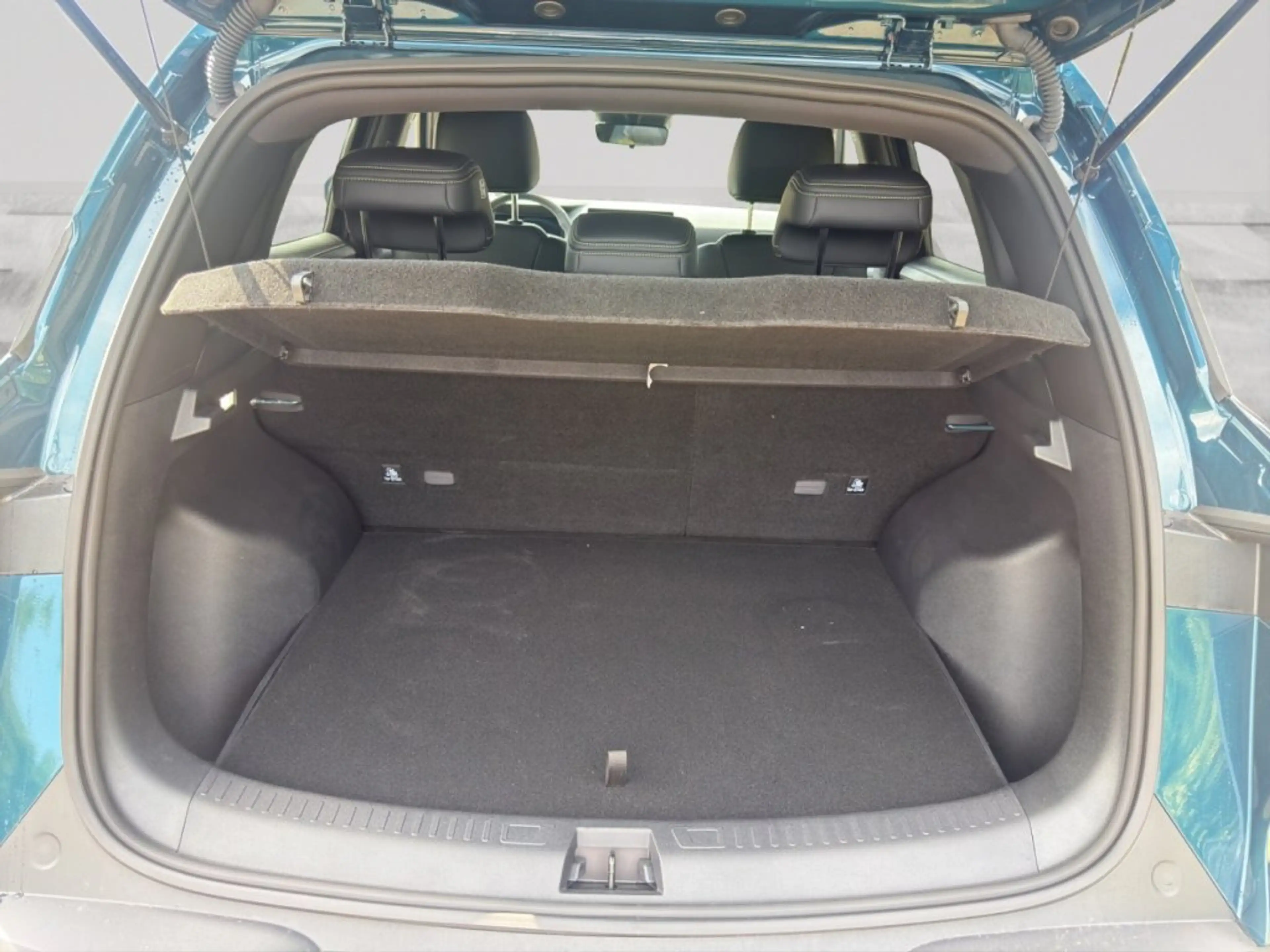 BYD Atto 2 DM-i Boost — photo 20