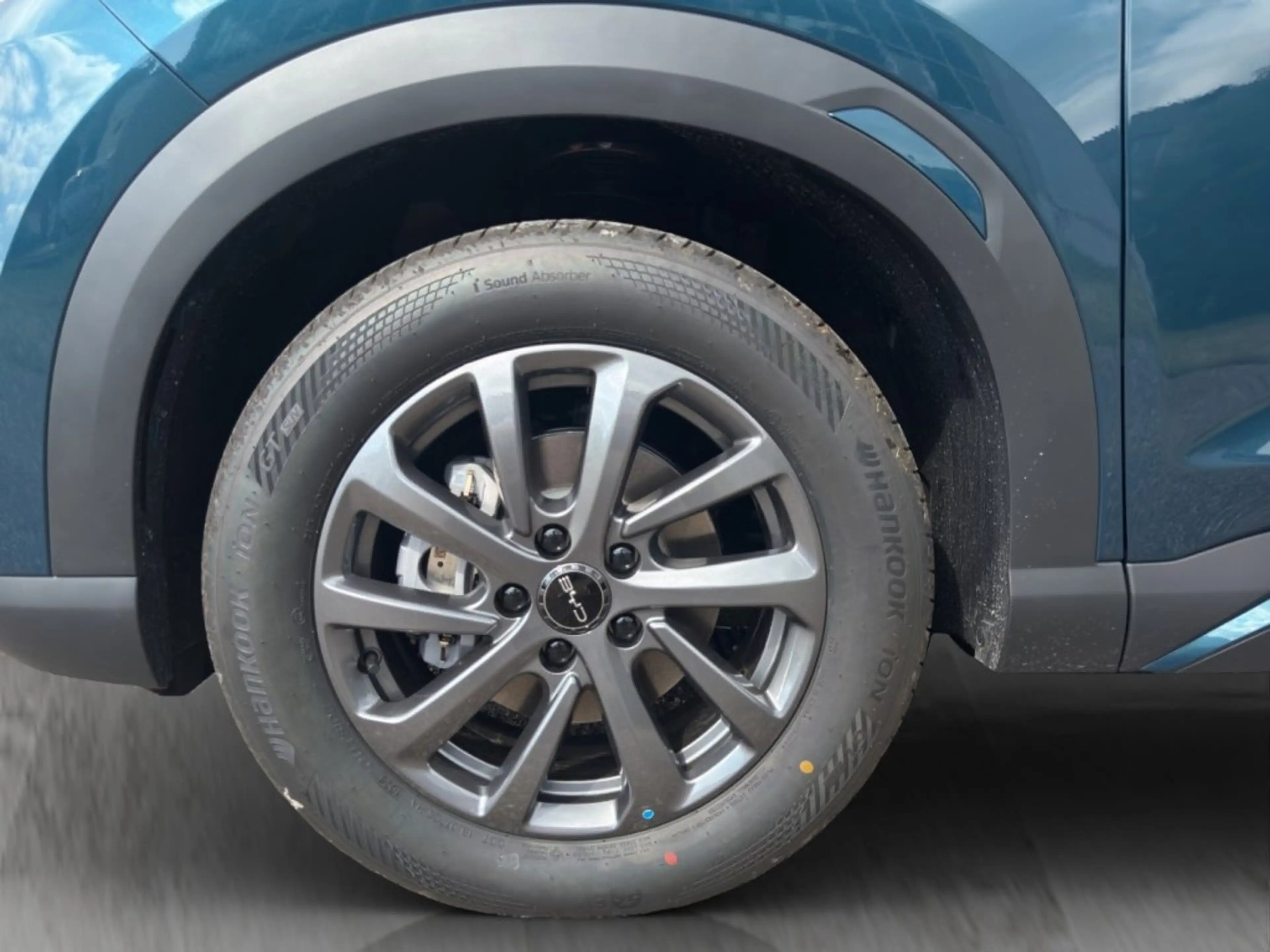 BYD Atto 2 DM-i Boost — photo 6