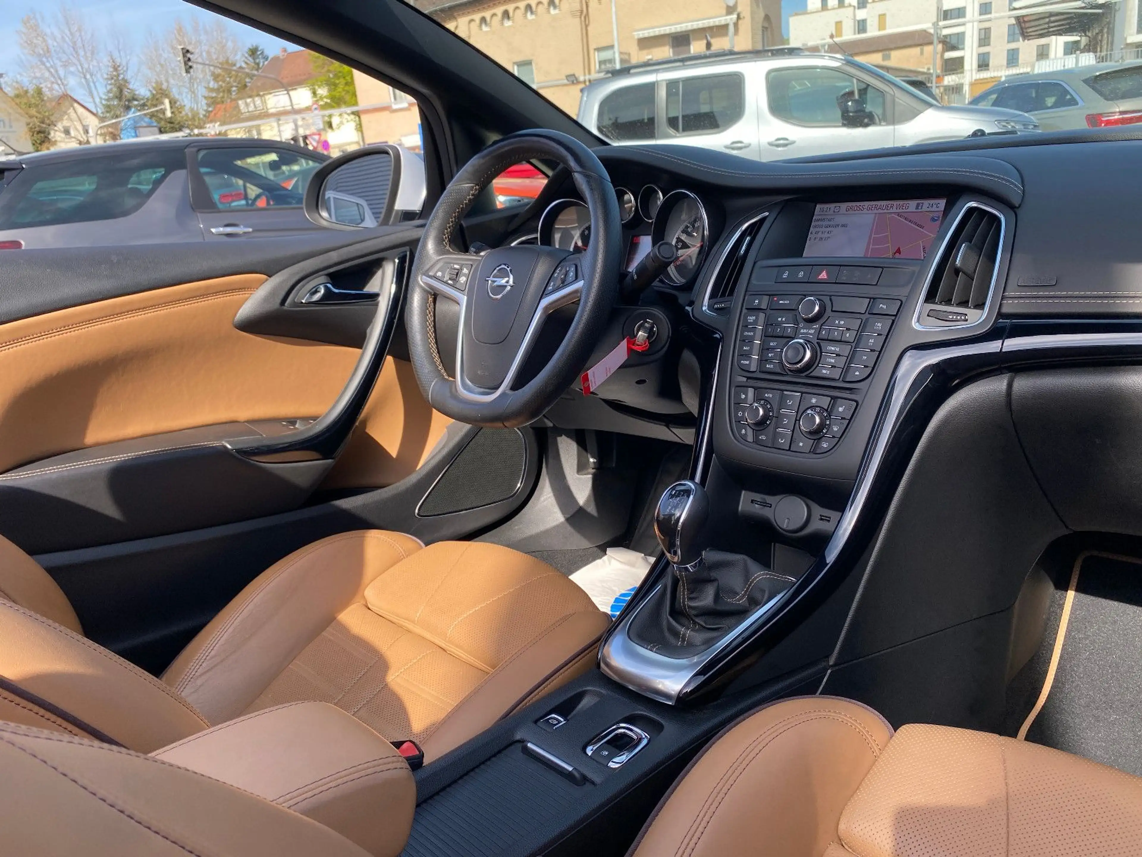 Opel Cascada Inno. ecoFlex Nav/Kamera/Sh/Leder/BiXeno — photo 15