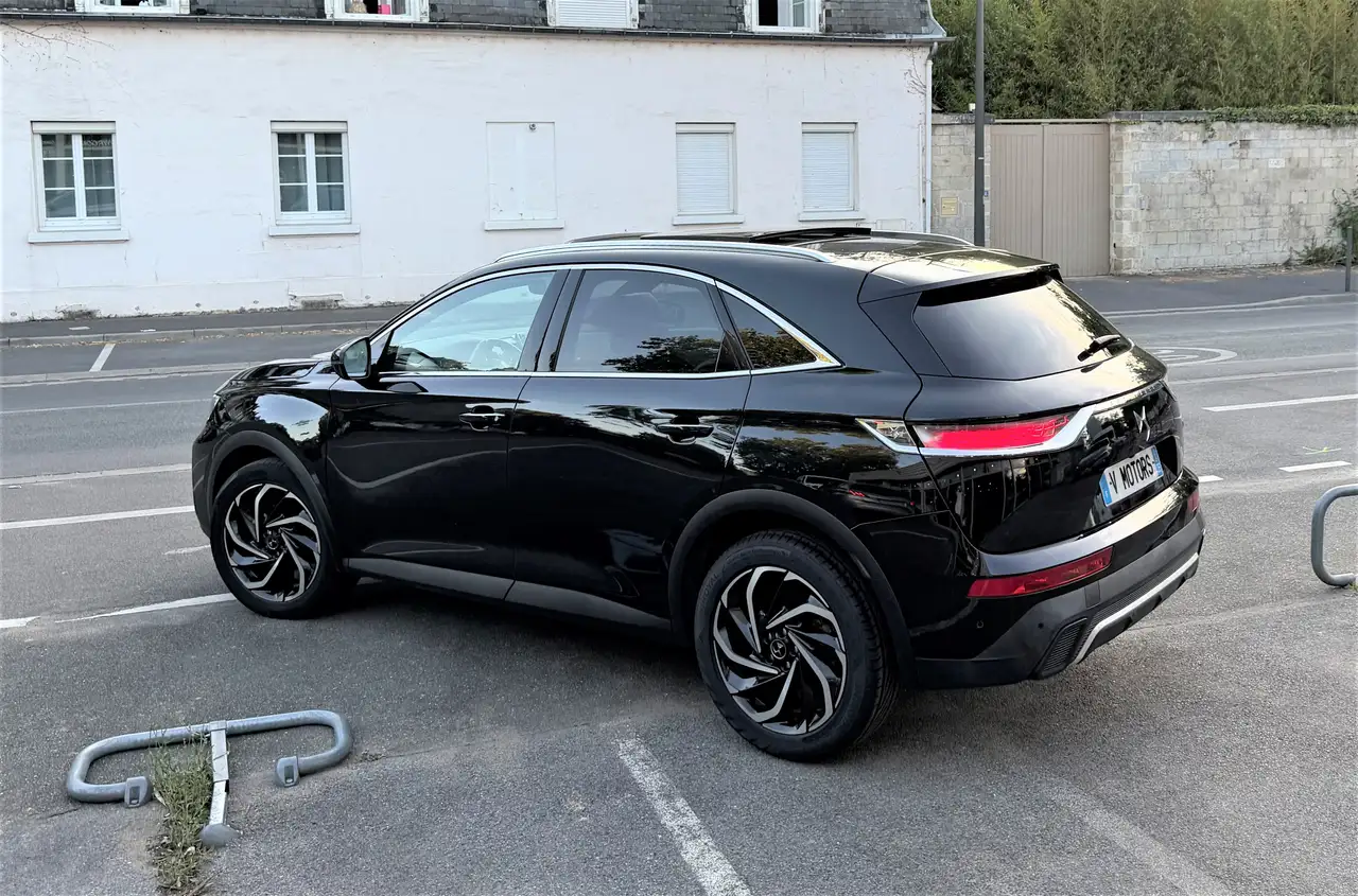 DS Automobiles DS 7 Crossback 2021