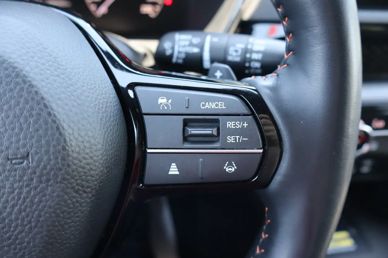 Honda CR-V photo Honda CR-V