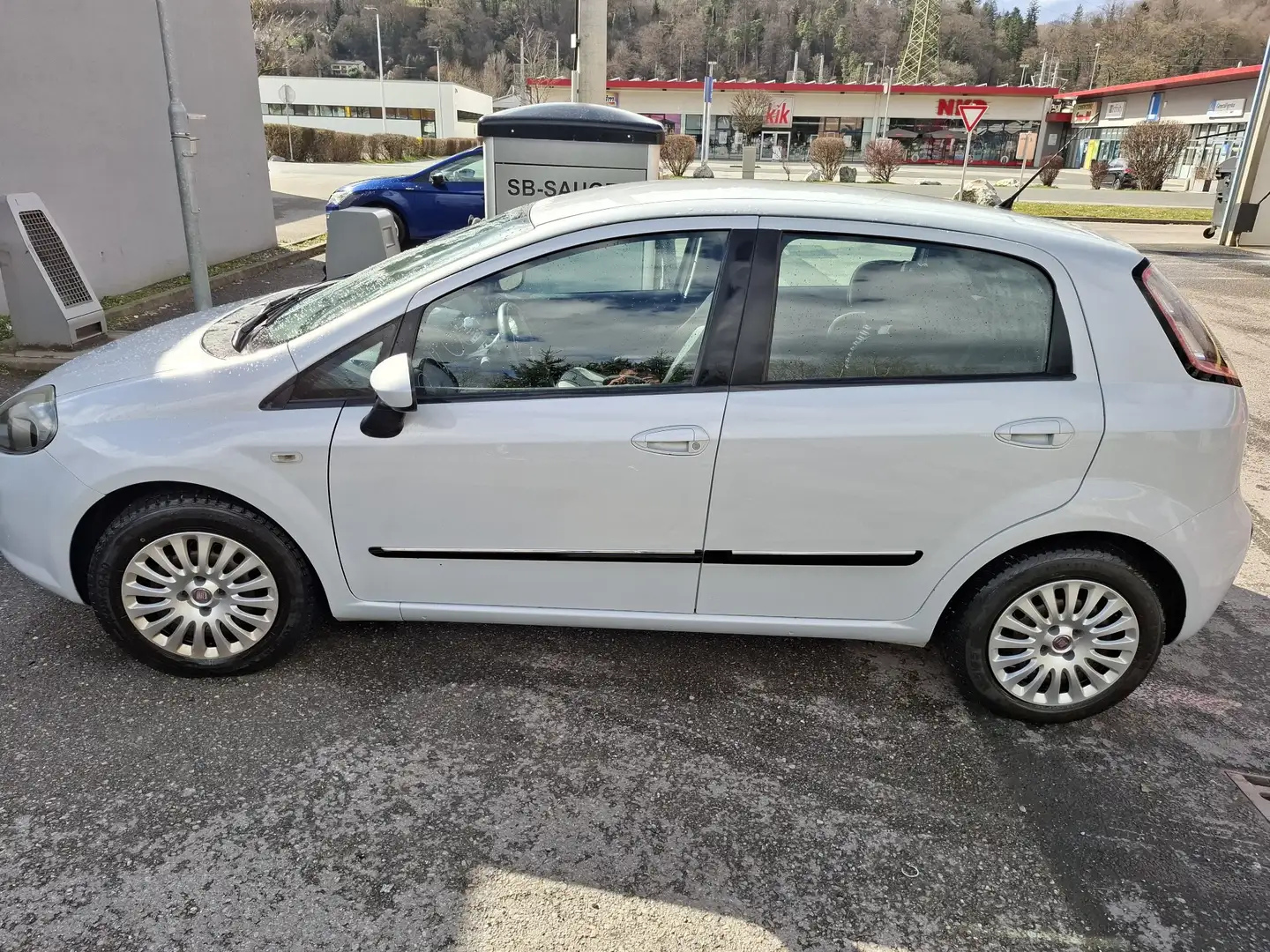 Fiat Punto Grau - 2