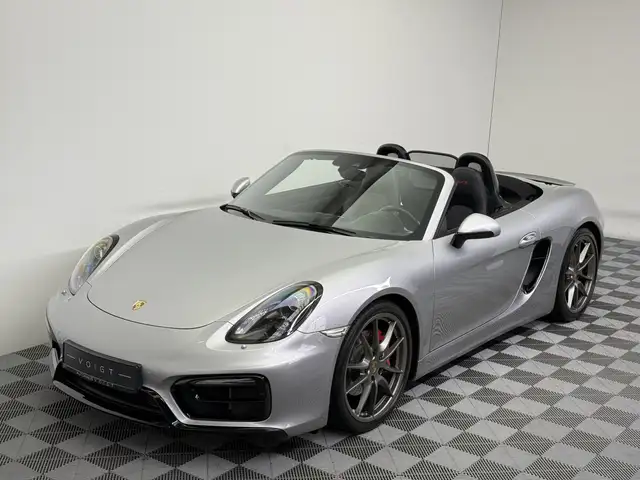 Porsche Boxster view 4