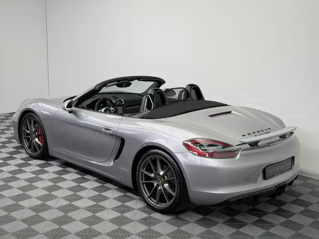 Porsche Boxster view 5