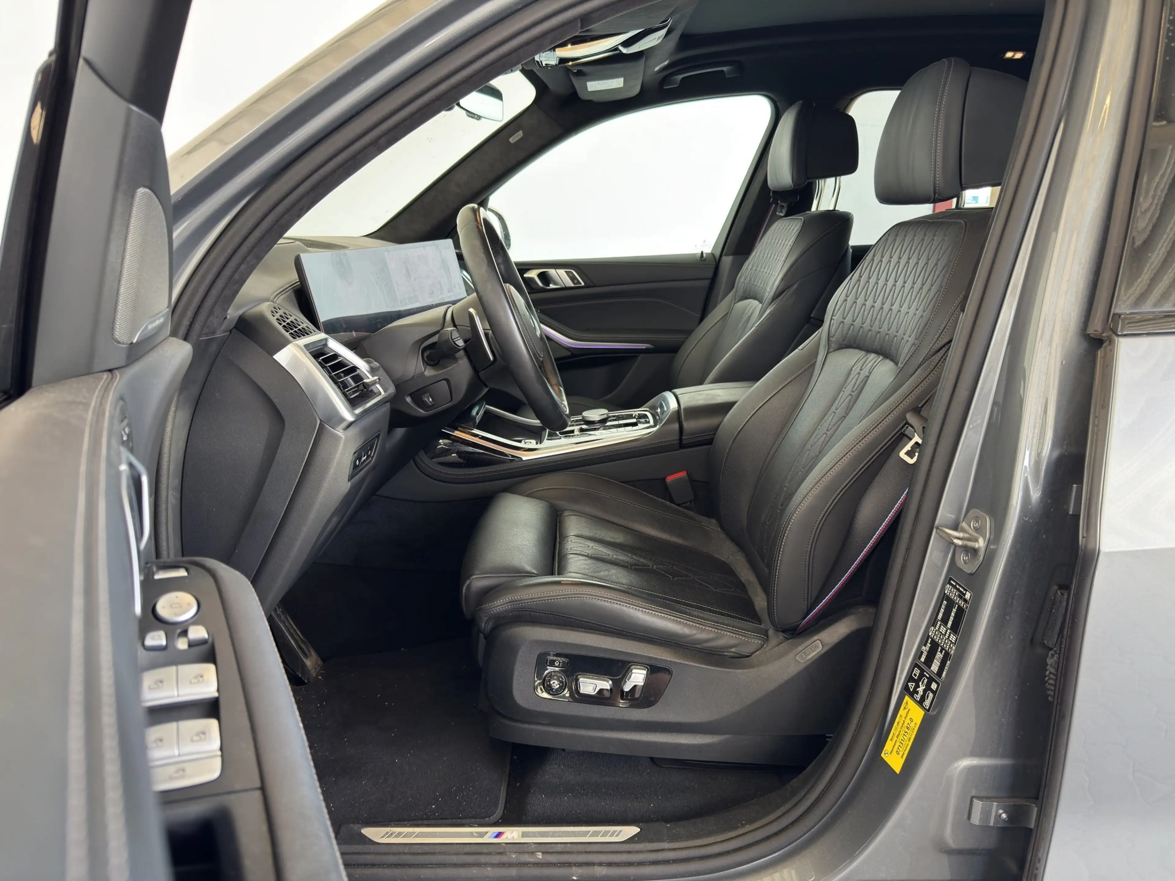 BMW X7 xDrive40dA M Sport LiveCok.Sky Lounge.Standh. — photo 9