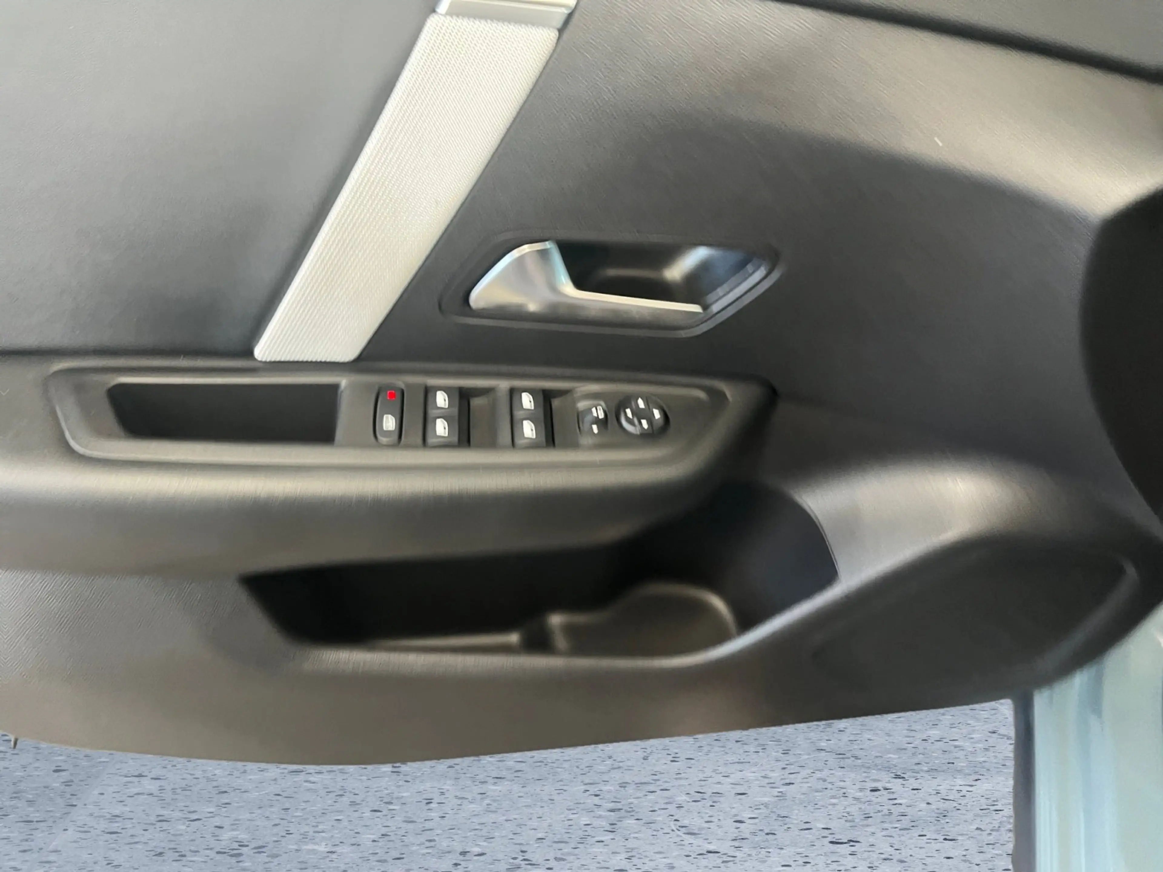 Citroen C4 1.2 PureTech 130 Max ACC LED Navi SHZ 2xKlima — photo 12