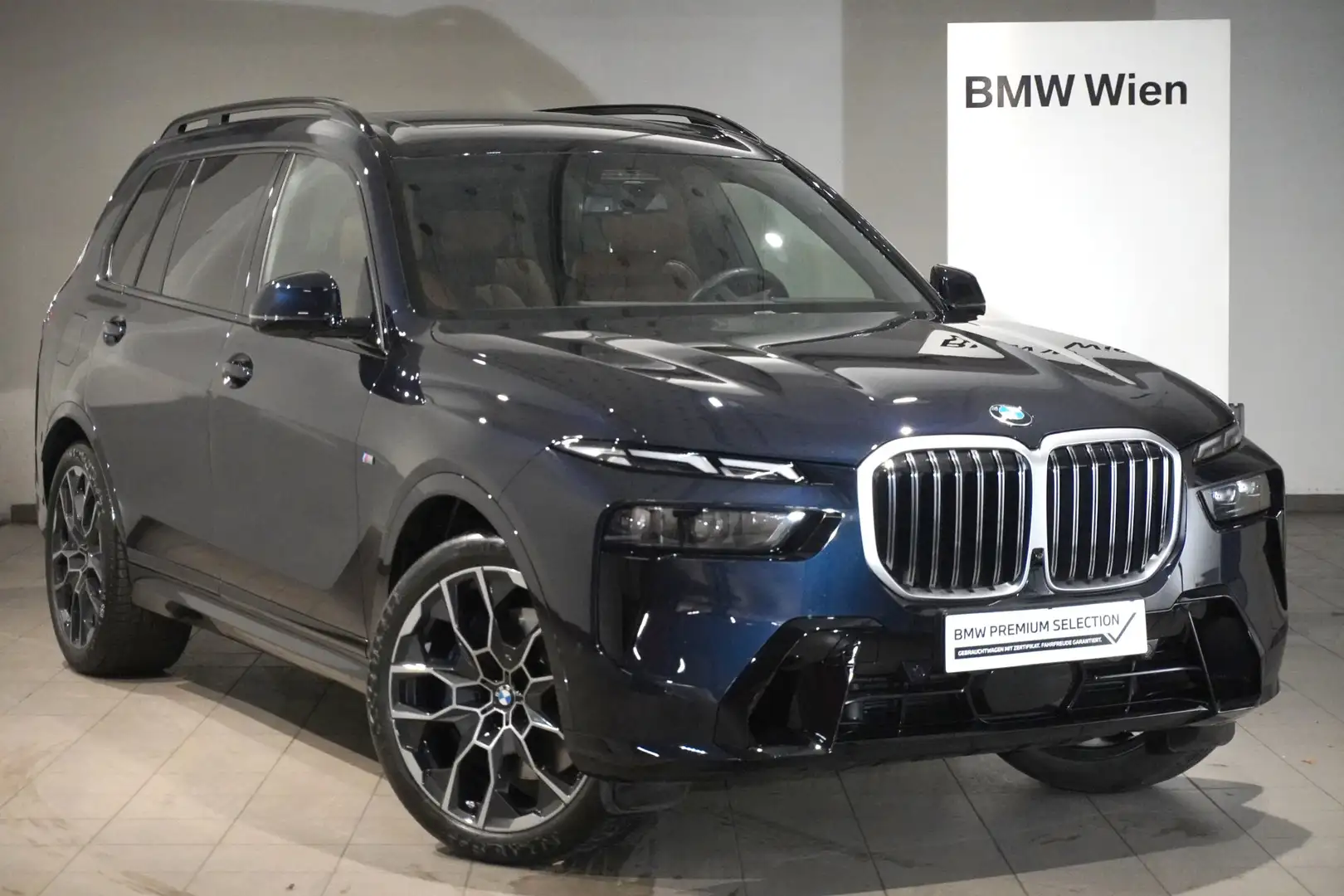 BMW X7 xDrive40d Noir - 1