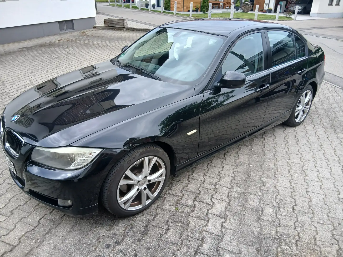 BMW 316 E90 Schwarz - 1