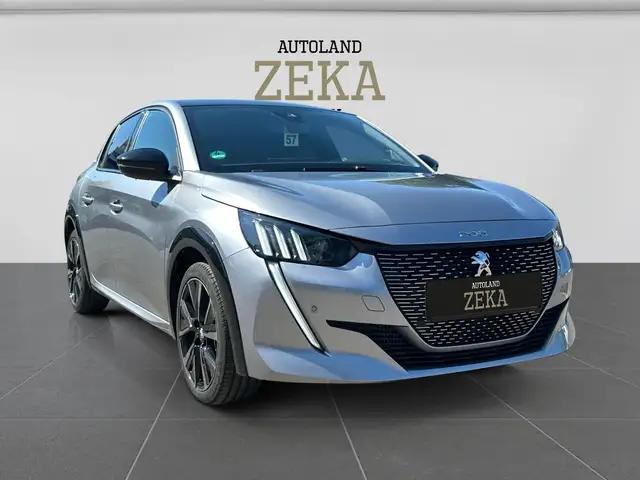 Peugeot 208 GT*NAVI*KAMERA*TEMP*CARPLAY