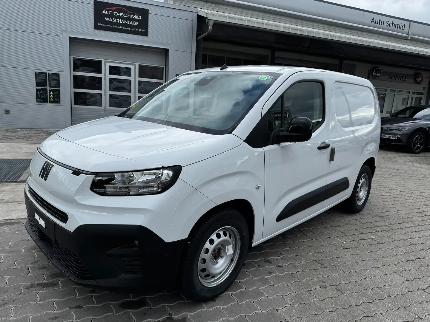 Fiat E-Doblo e-Doblo L1 EHZ (50-kWh) bijela - 1