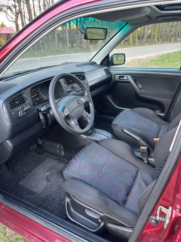 Volkswagen Golf 1.8 Automatik Avenue, foto 8