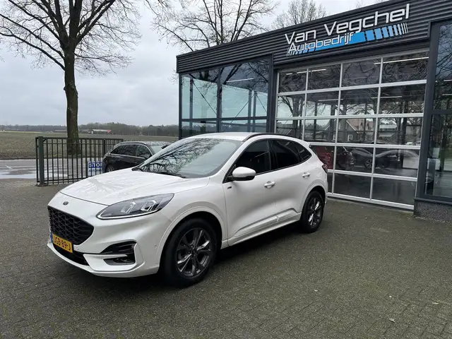 Ford Kuga 1.5 EcoB. ST-Line X