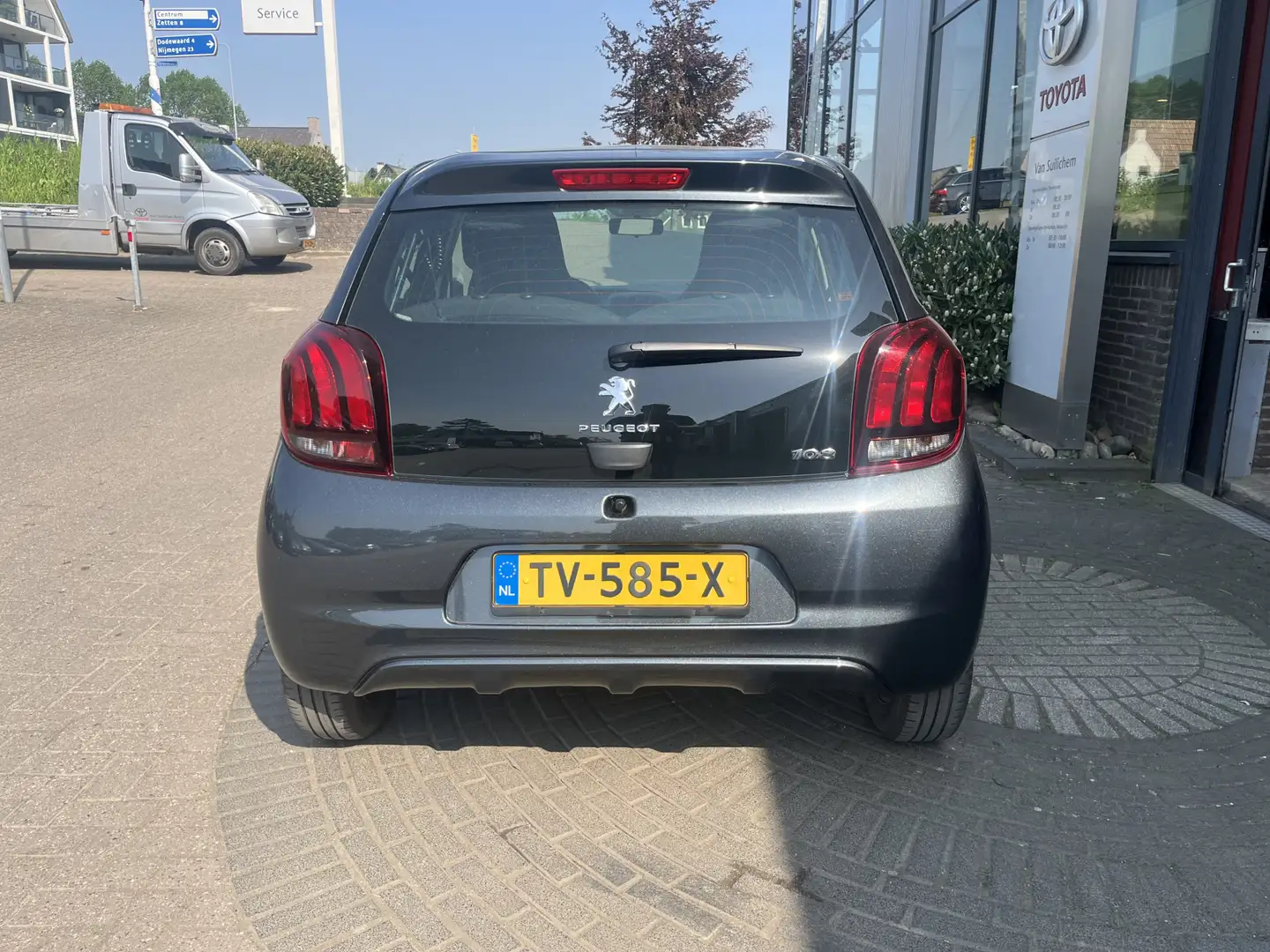 Peugeot 108 1.0 e-VTi Active Grijs - 2