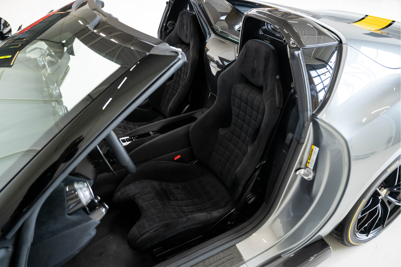 Ferrari 812 Competizione A, Painted Stripe, Delivery Mileage 6 — photo 10