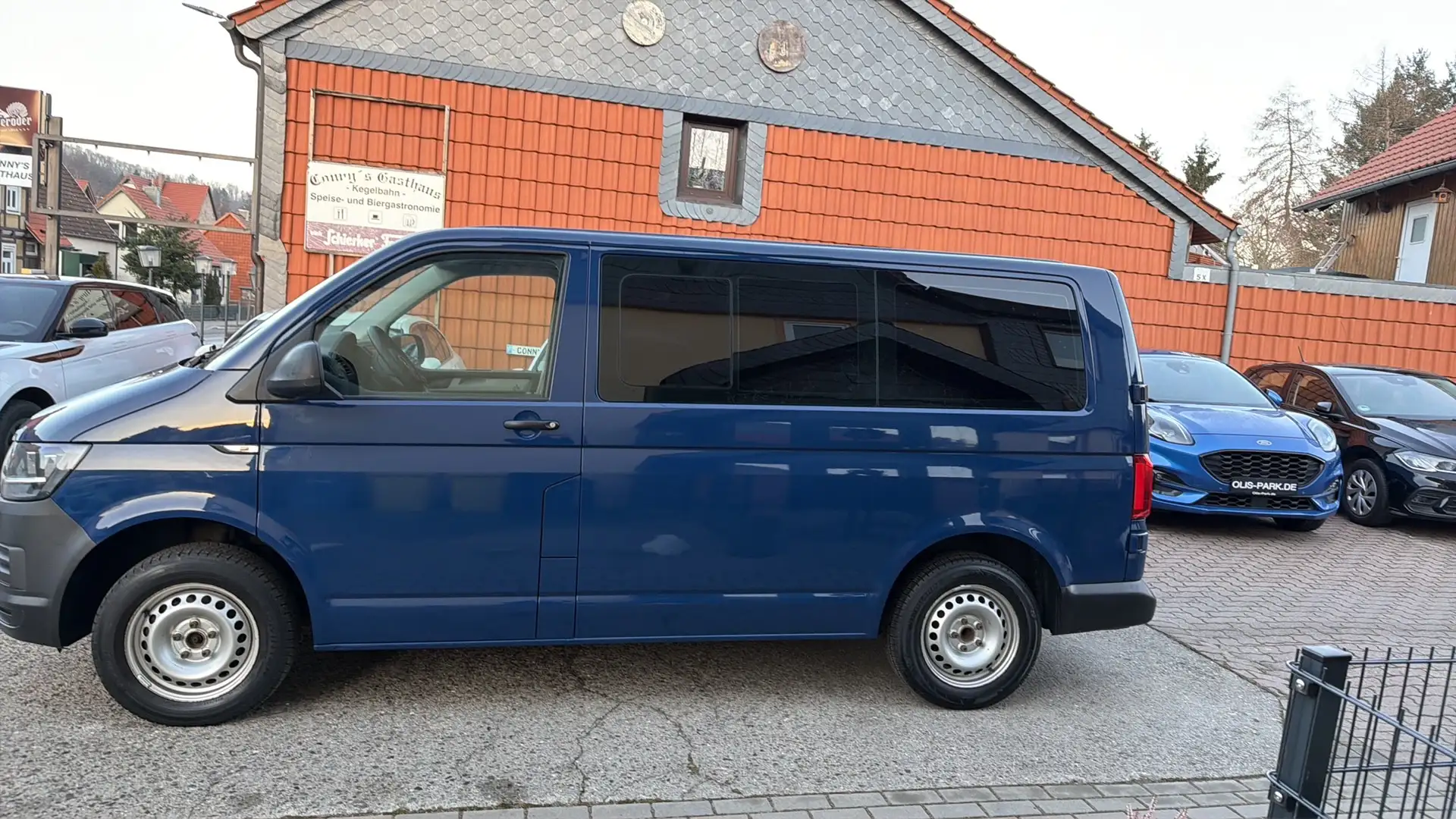Volkswagen T6 Kombi Kombi Blau - 2
